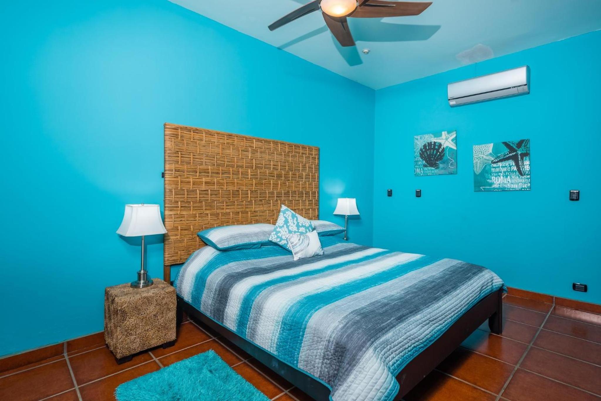 Casa Suenos-Beautiful Beachfront House