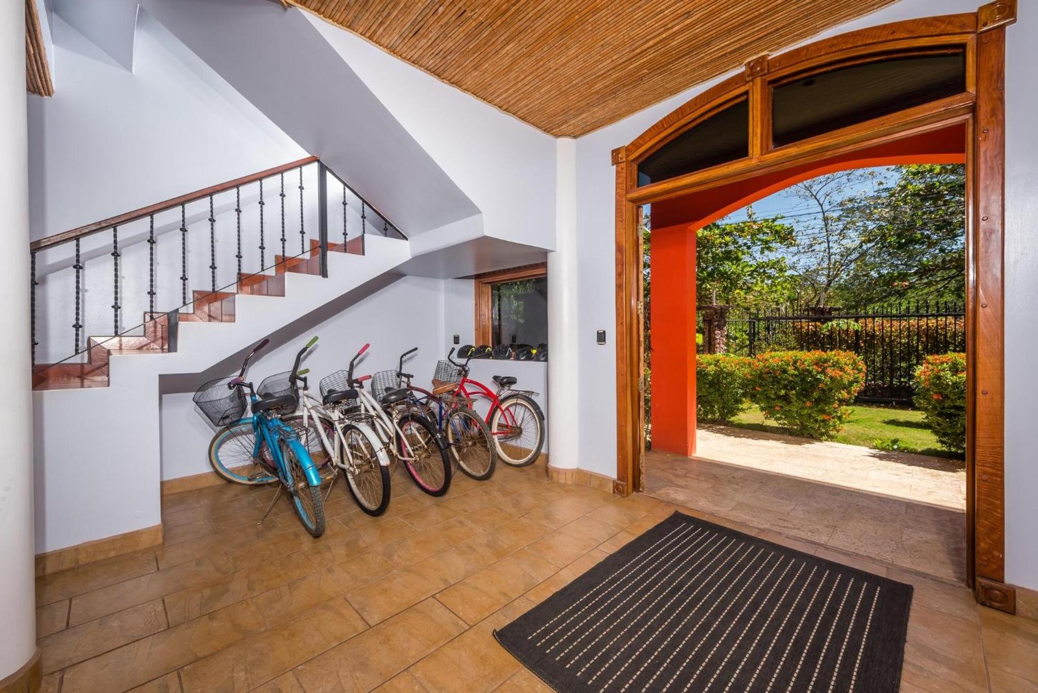 Casa Suenos-Beautiful Beachfront House
