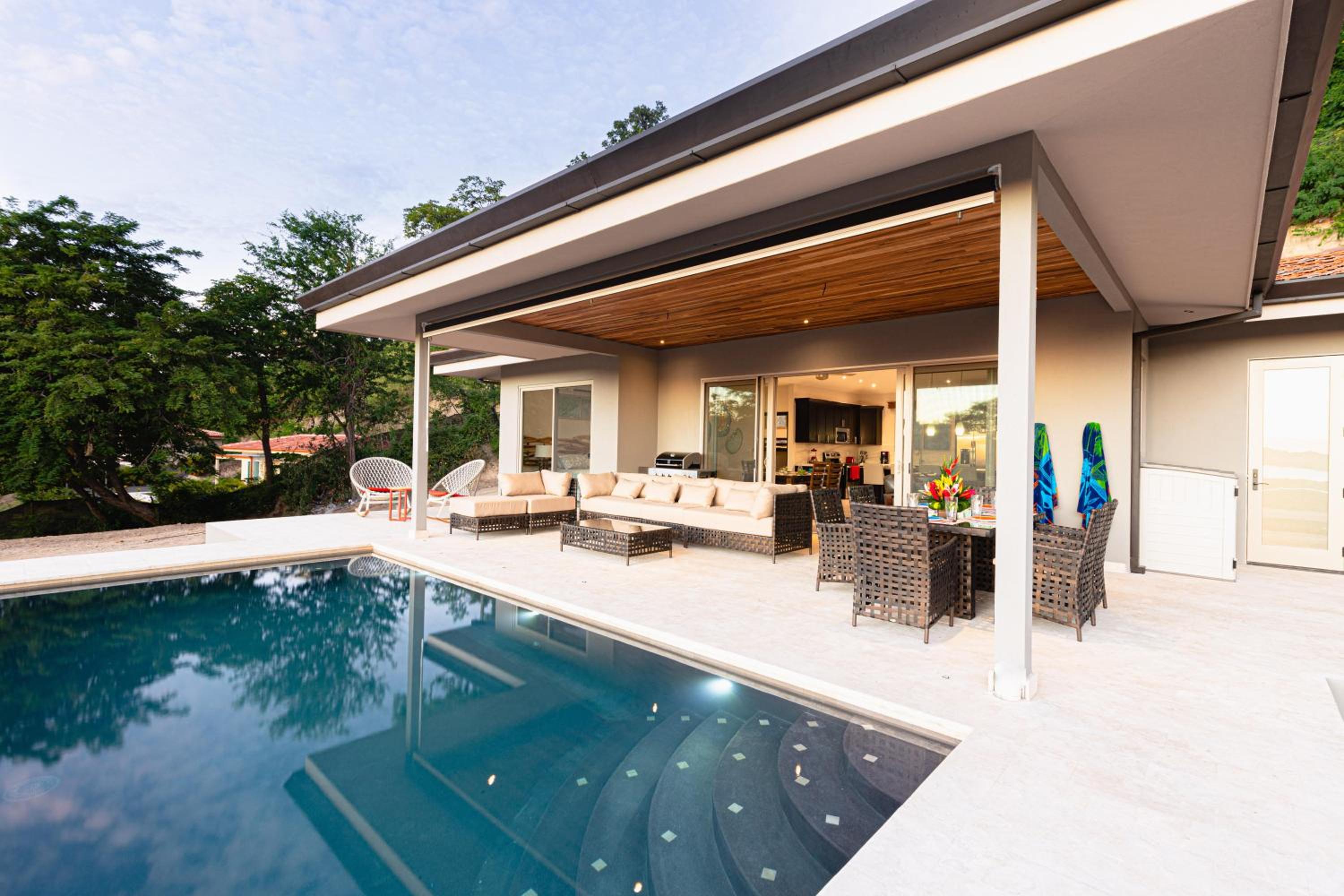 Casa De Los Sueños, Brand New Ocean View Home On 125 Acres!