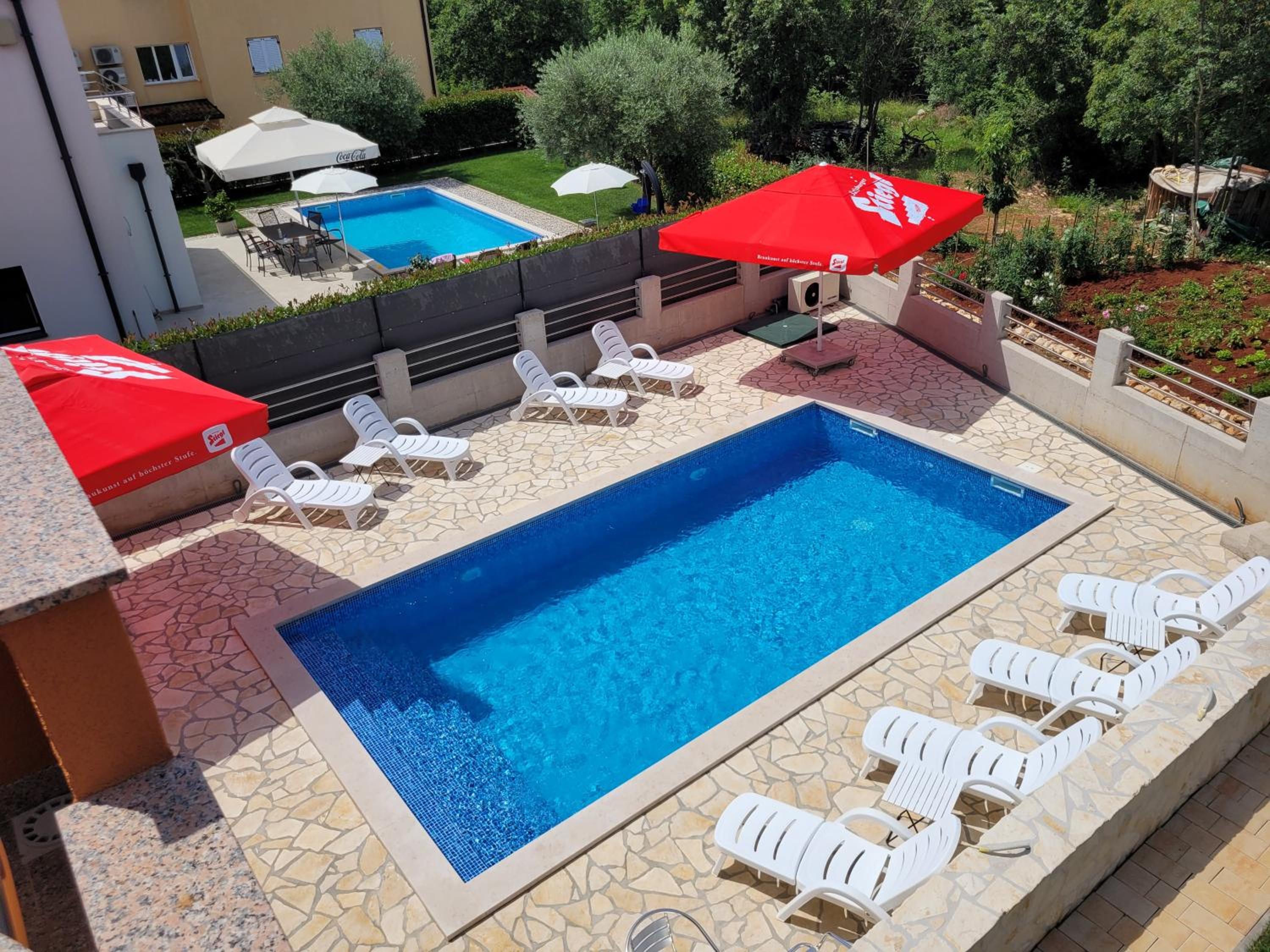 Apartments Aversu