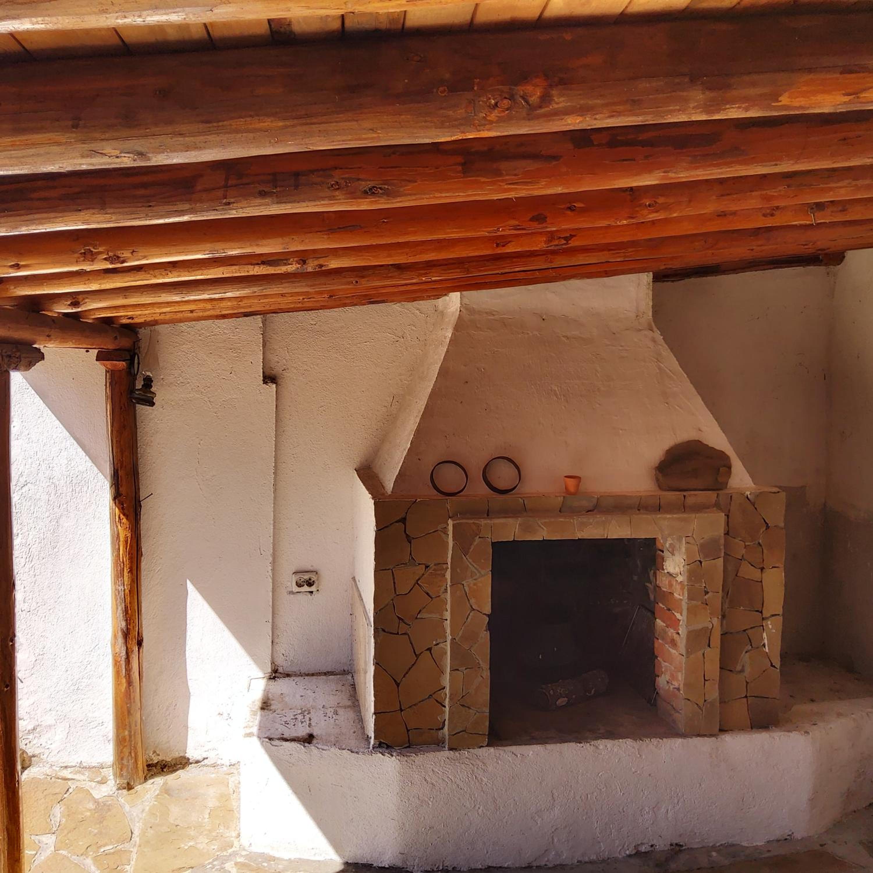 House Sleeps 6-Garden-FreeParking-Bbq-Patio