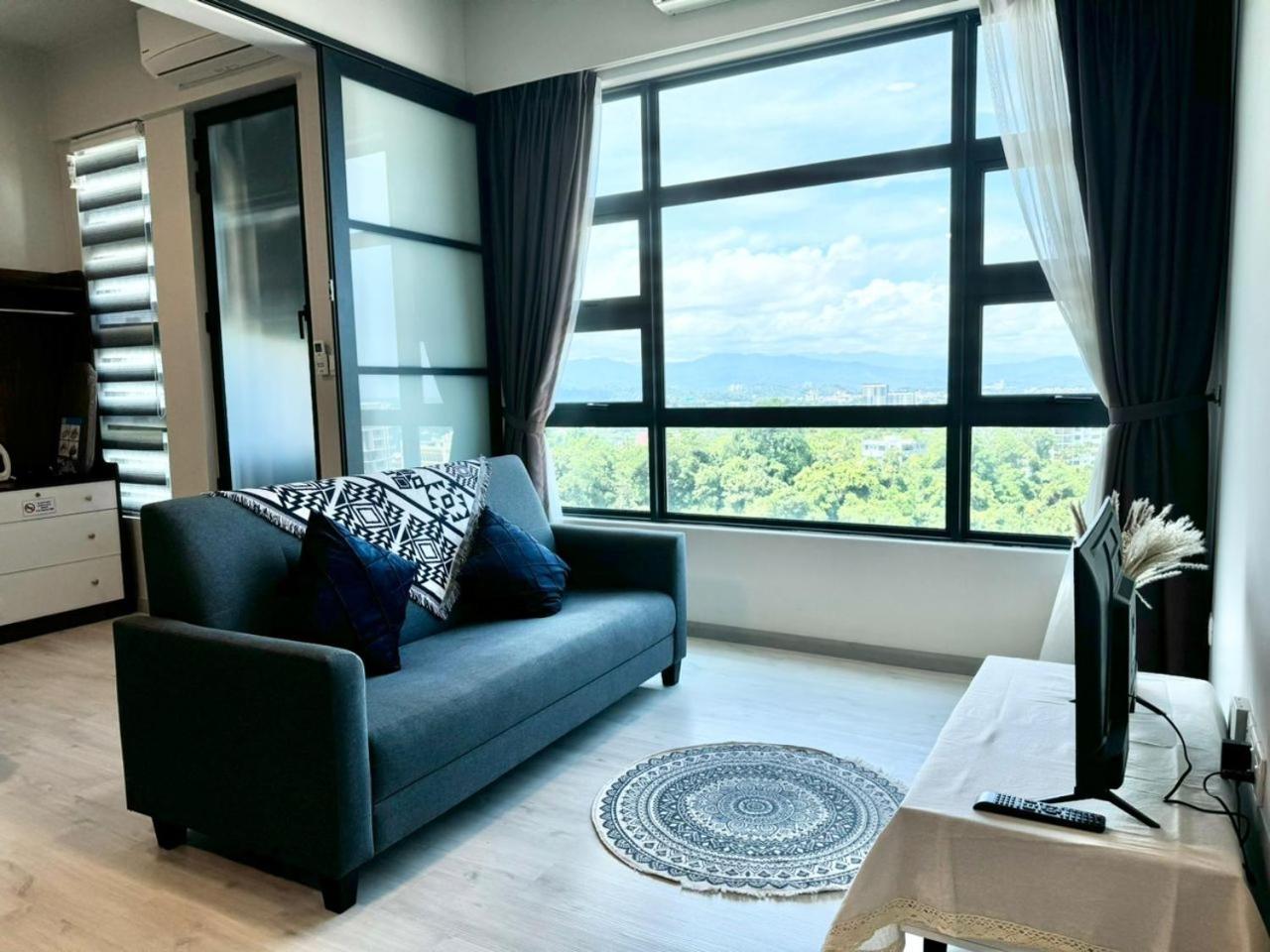 High Floor City View with Jesselton Quay Near Suria Sabah & Jesselton Point photo 1