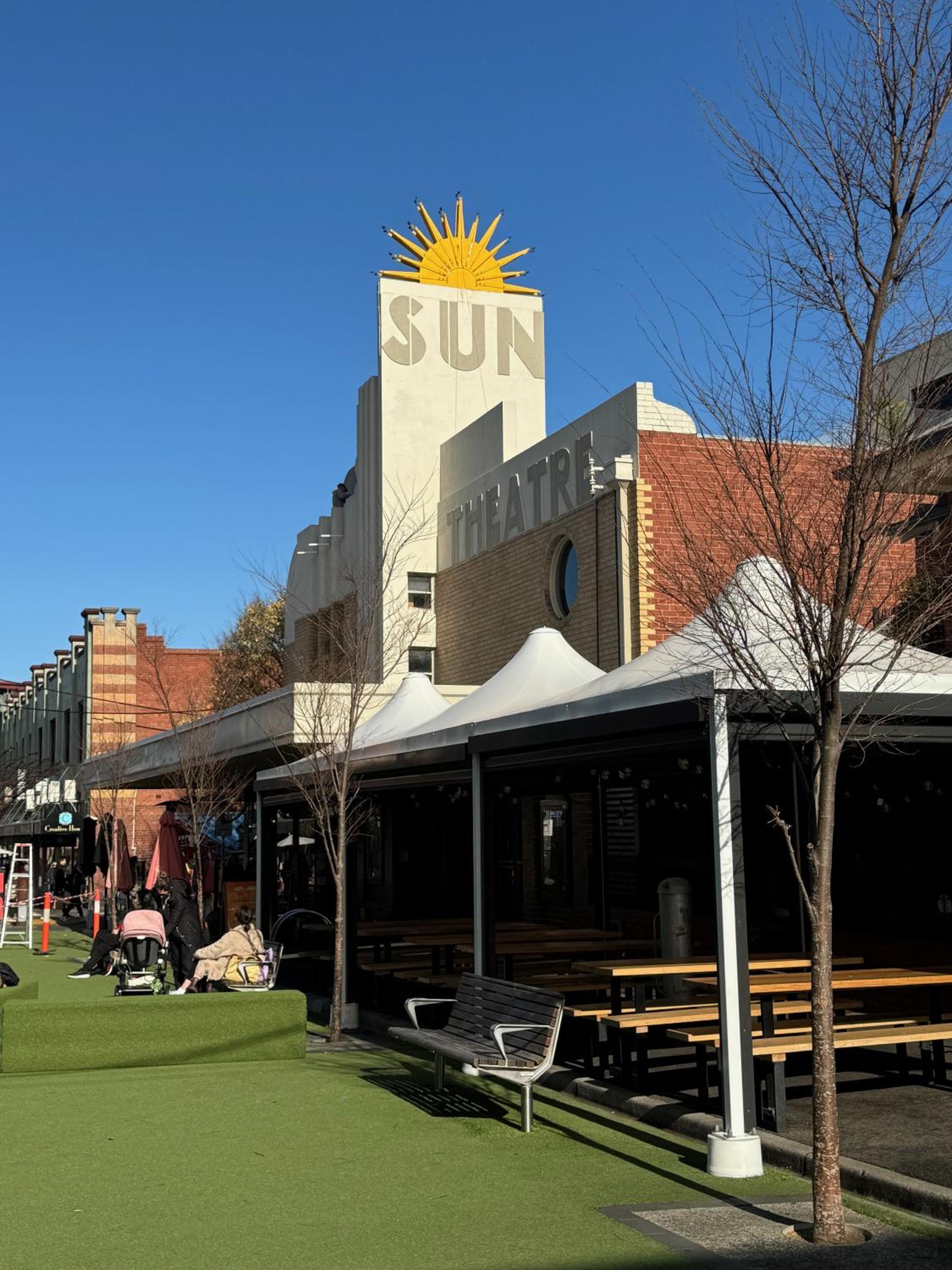 Chateau Yarraville