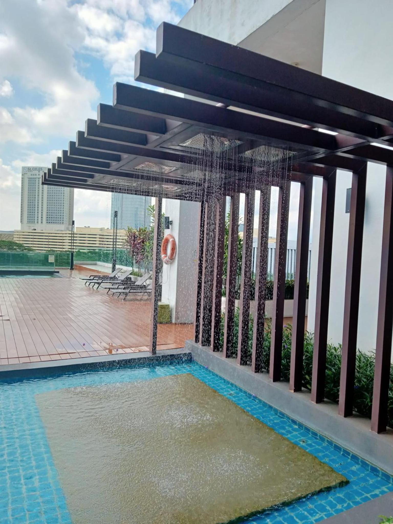 Midvalley Southkey Mosaic 2BR Suite Homestay by Jfive