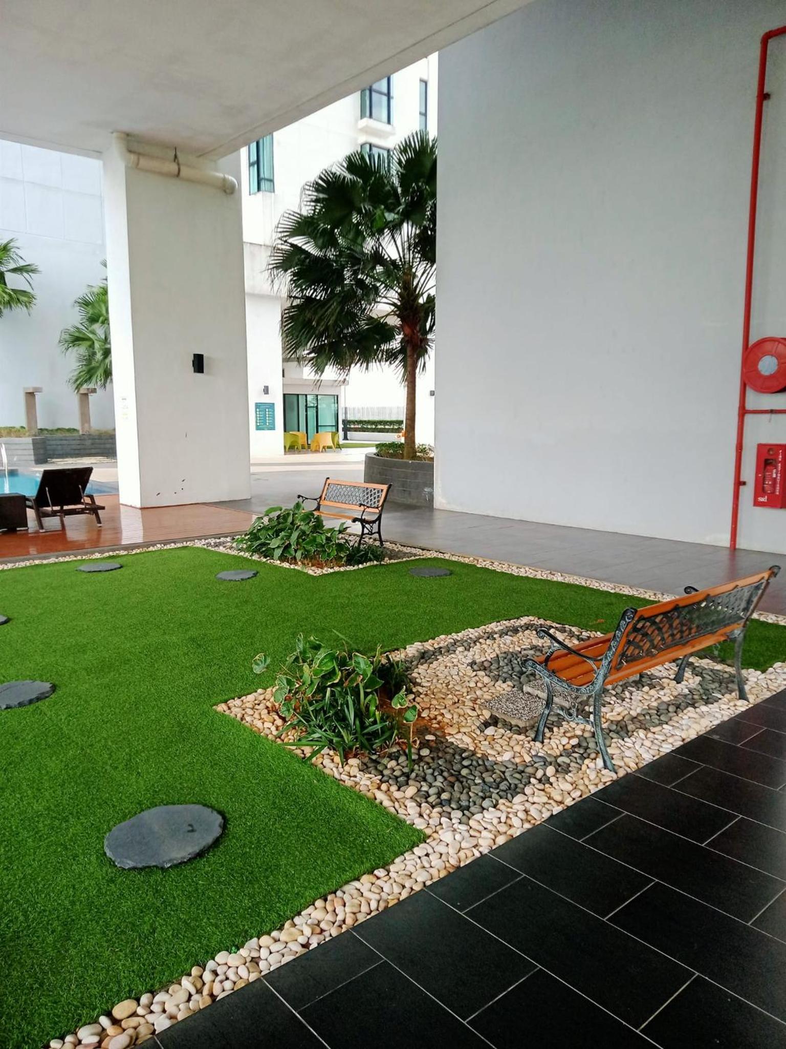 Midvalley Southkey Mosaic 2BR Suite Homestay by Jfive