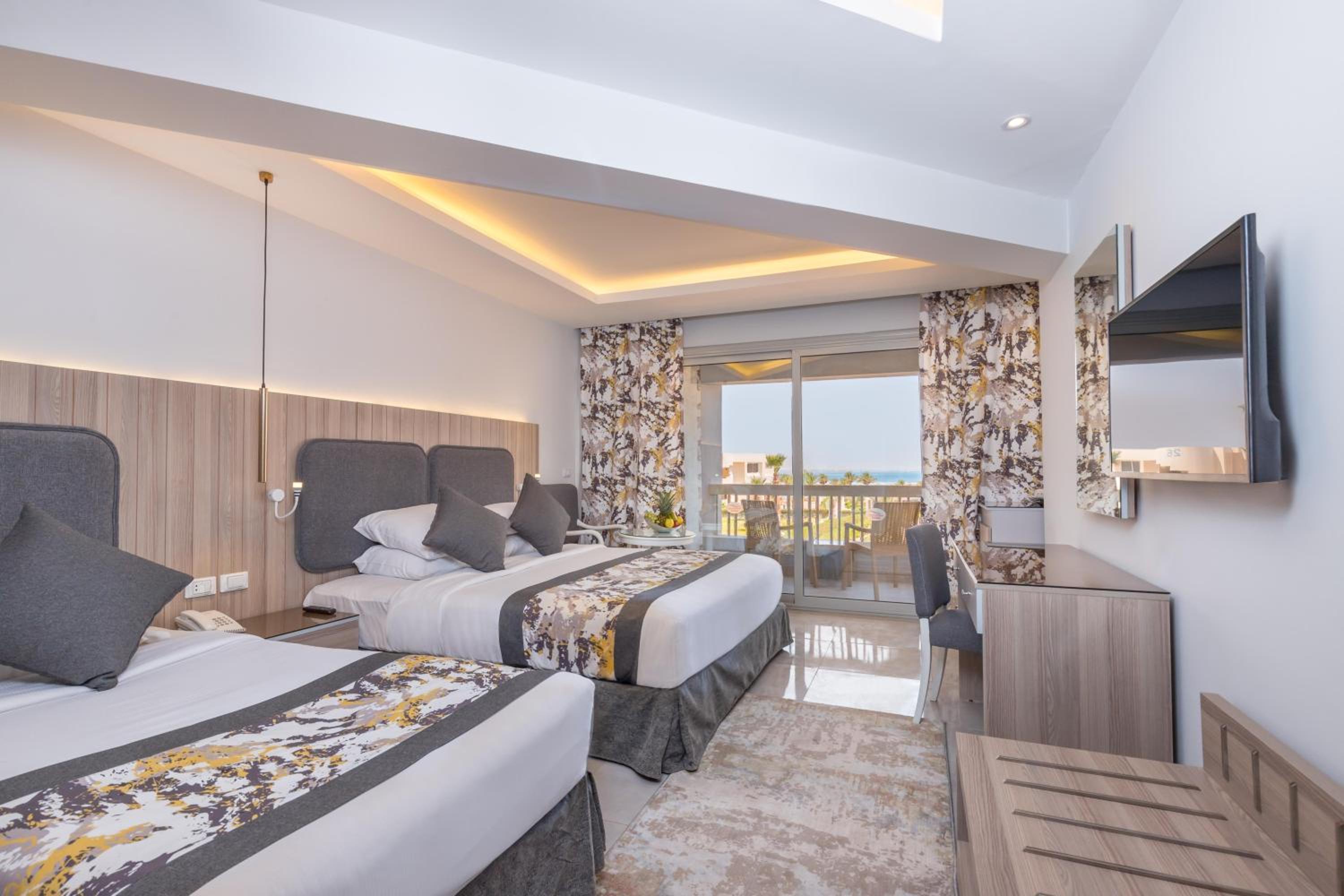 Hurghada Long Beach Resort