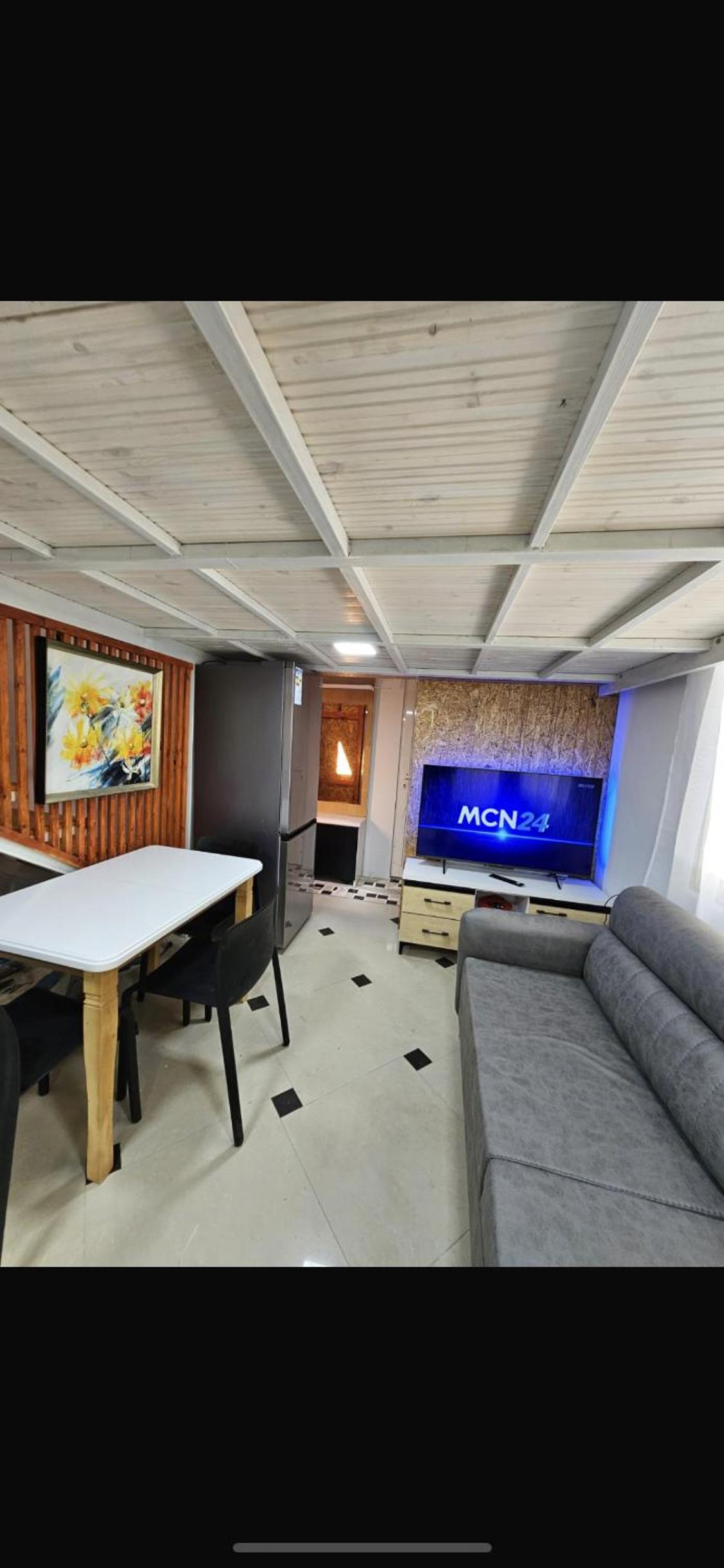 Evis Apartaments