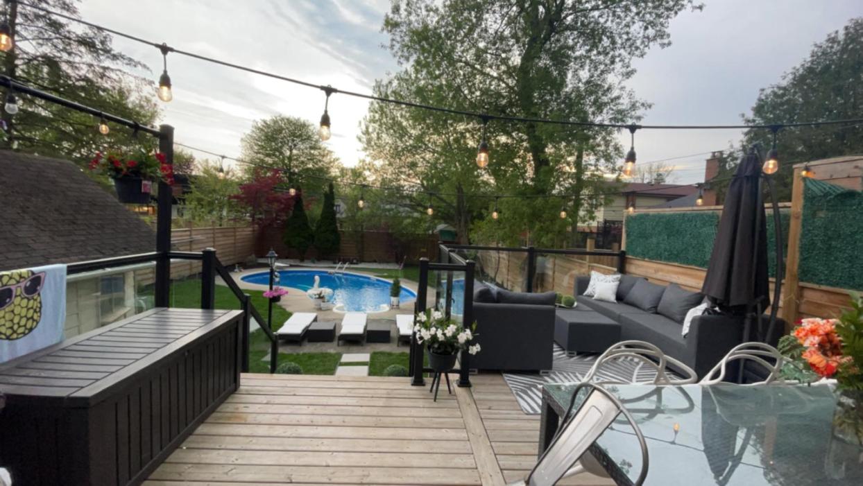 Luxury 2bedroom Unit in the city with a heated salt water pool
