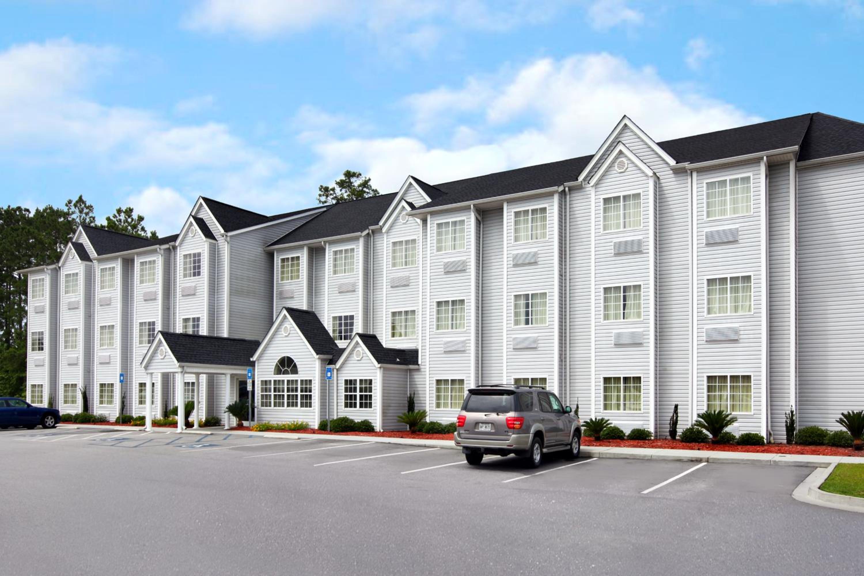 Ridgeland Vacations - Rincon Inn and Suites - Property Image 5