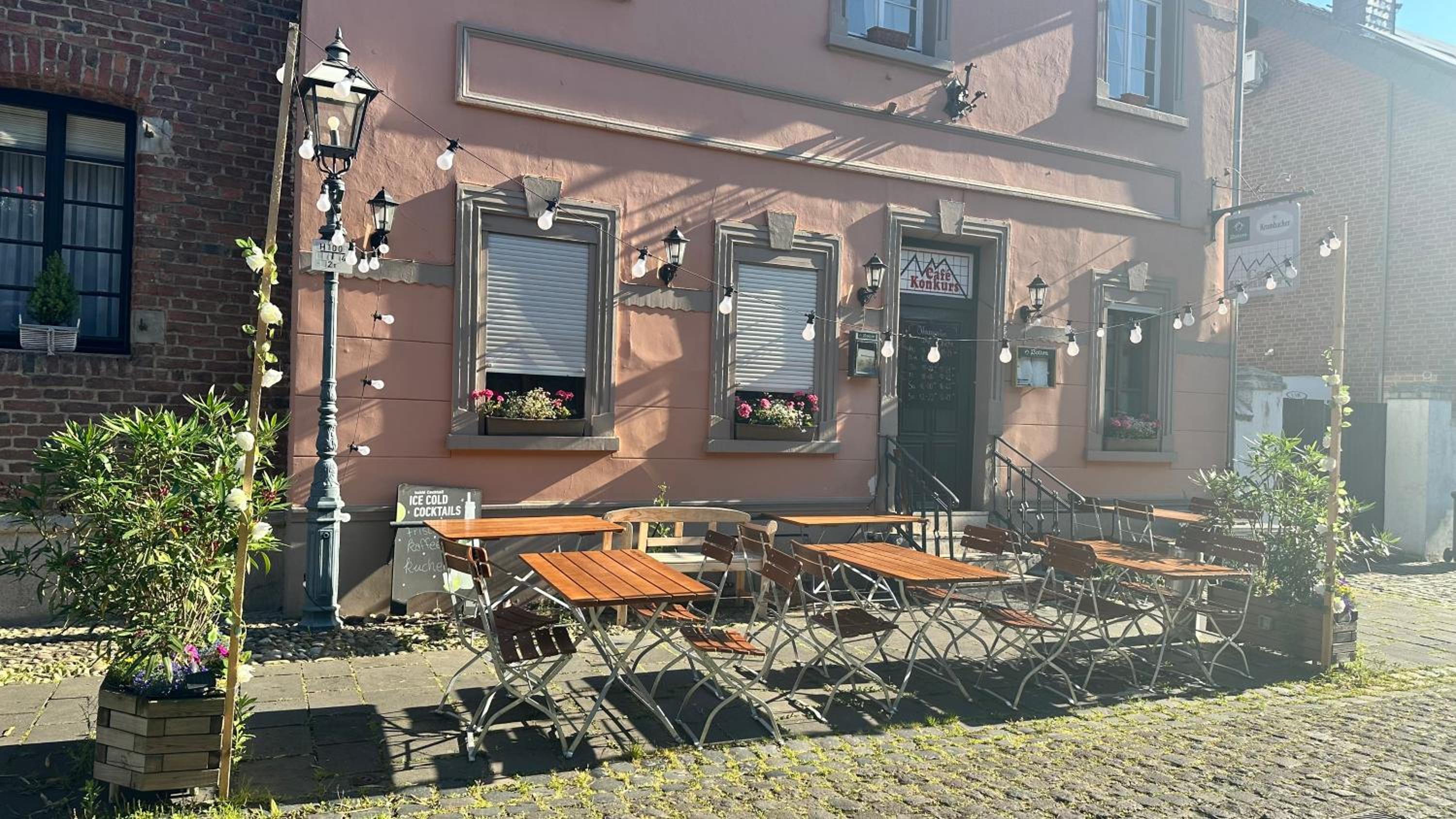 Apartment Savanna im historischen Stadtkern Linn in Krefeld, nähe Düsseldorf Messe, Airport, Parkmöglichkeiten direkt vor dem Haus