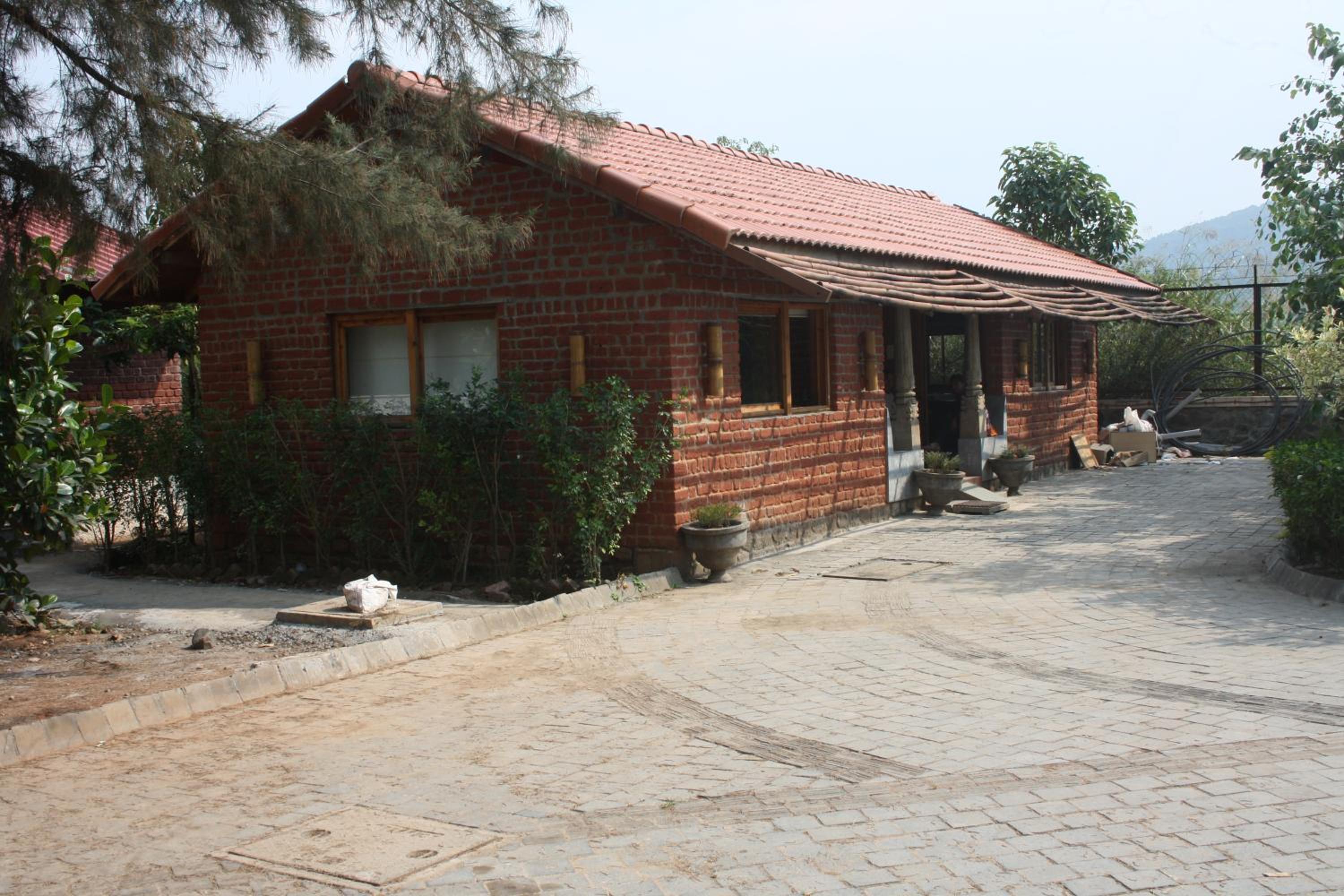 Photo 8
