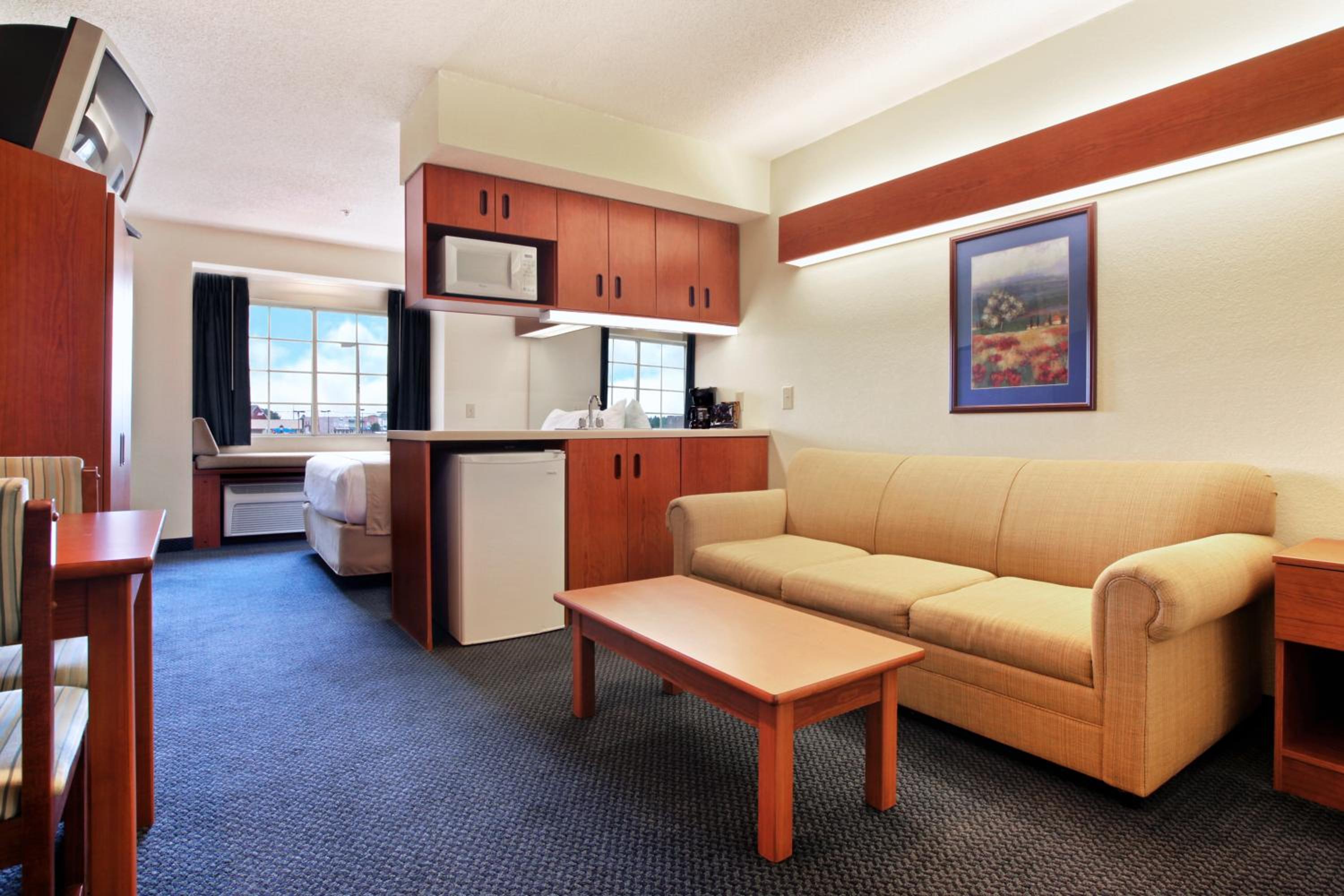 Rincon Inn and Suites - Property Image 8