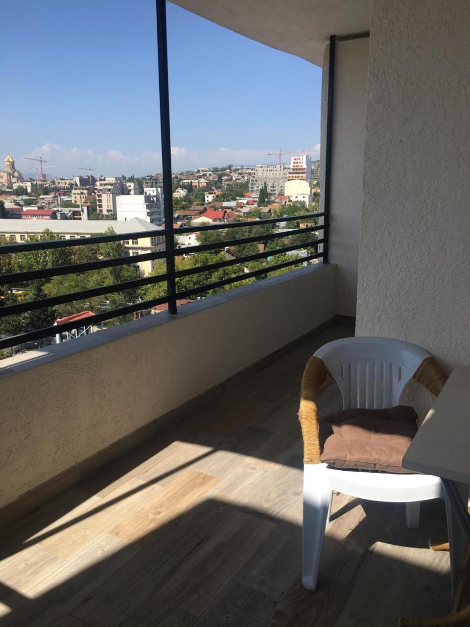 Modern Apartment Near 300 Aragveli with Stunning Tbilisi Views view 4