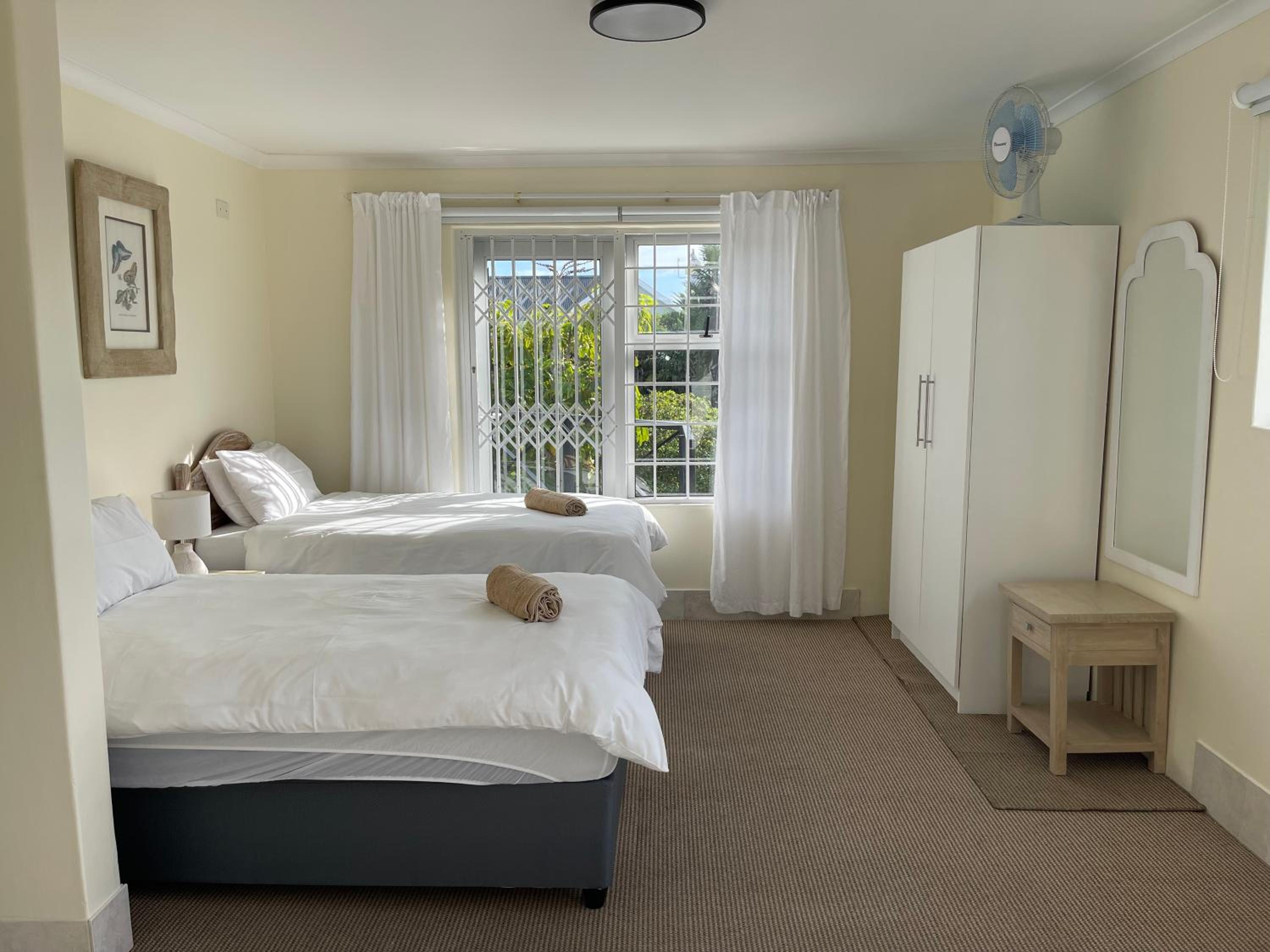 Silver Sunsets Self-Catering Apartments