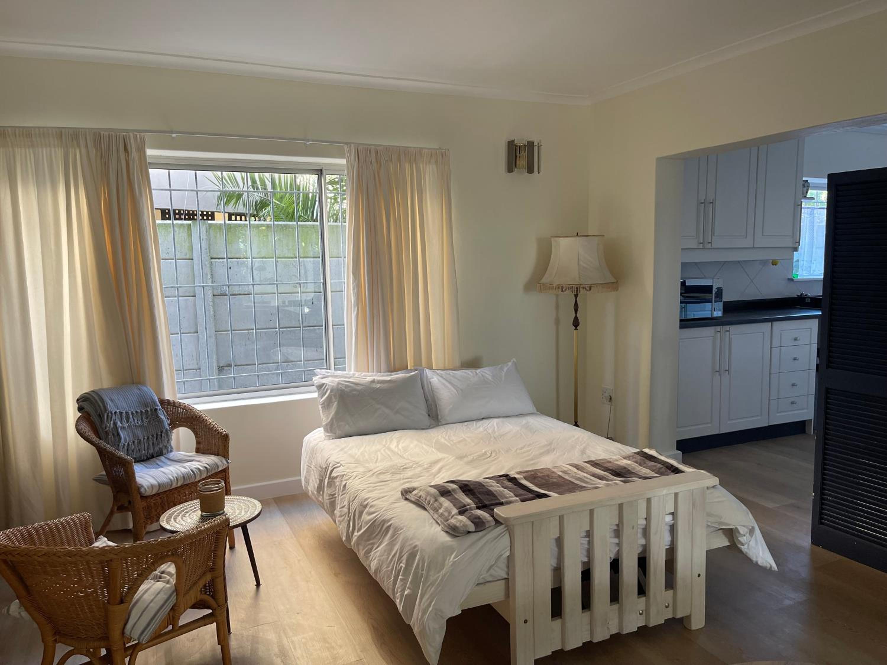 Silver Sunsets Self-Catering Apartments