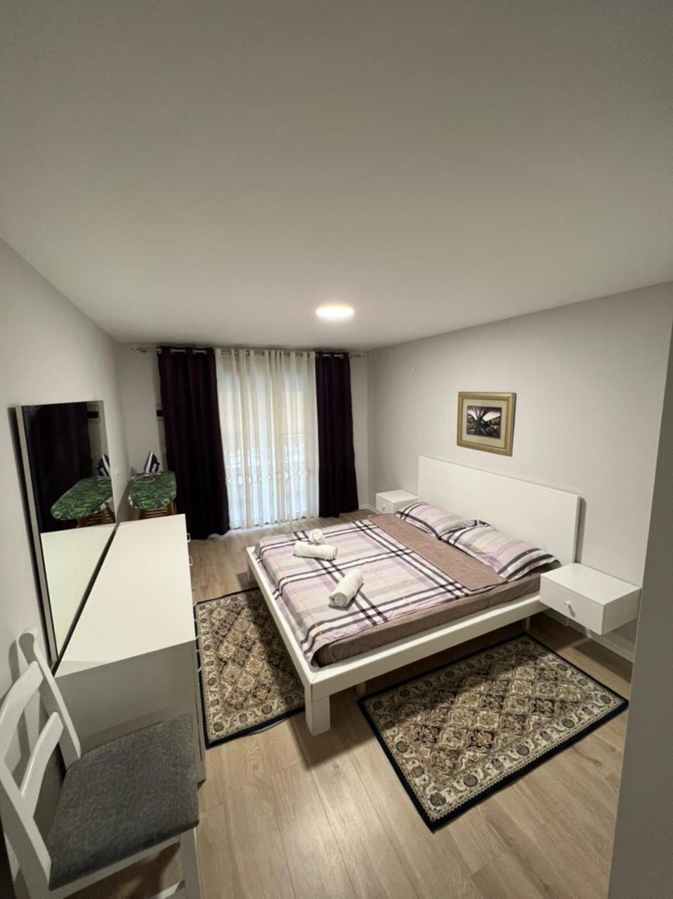 Central Apartment with Self Check-In