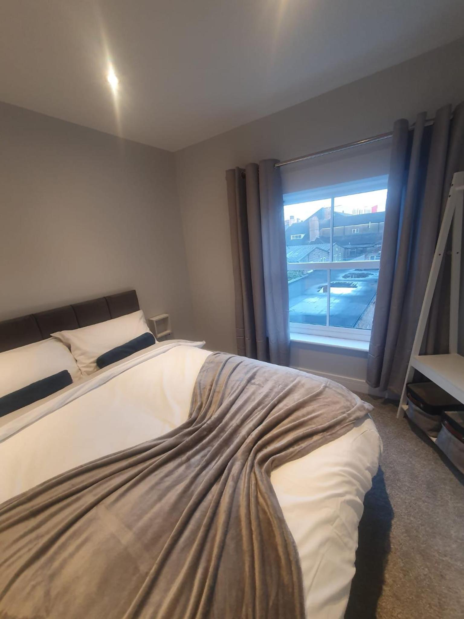 Luxury 2 Bedroom City Centre apartment
