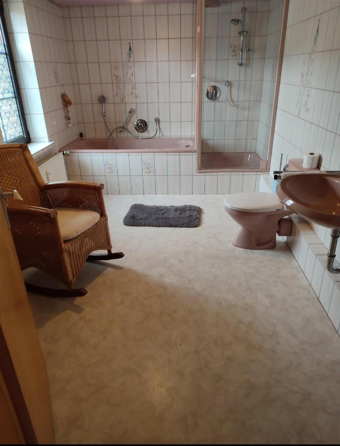 Alte Backstube mit 3 Ferienwohnungen eingerichtet für Monteure und Firmen