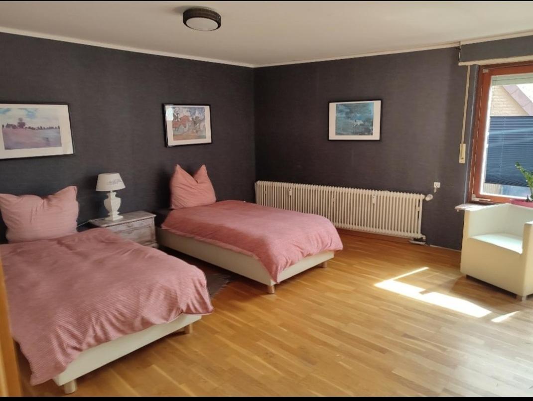 Alte Backstube mit 3 Ferienwohnungen eingerichtet für Monteure und Firmen