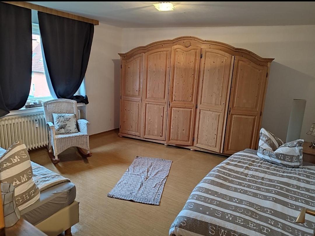 Alte Backstube mit 3 Ferienwohnungen eingerichtet für Monteure und Firmen