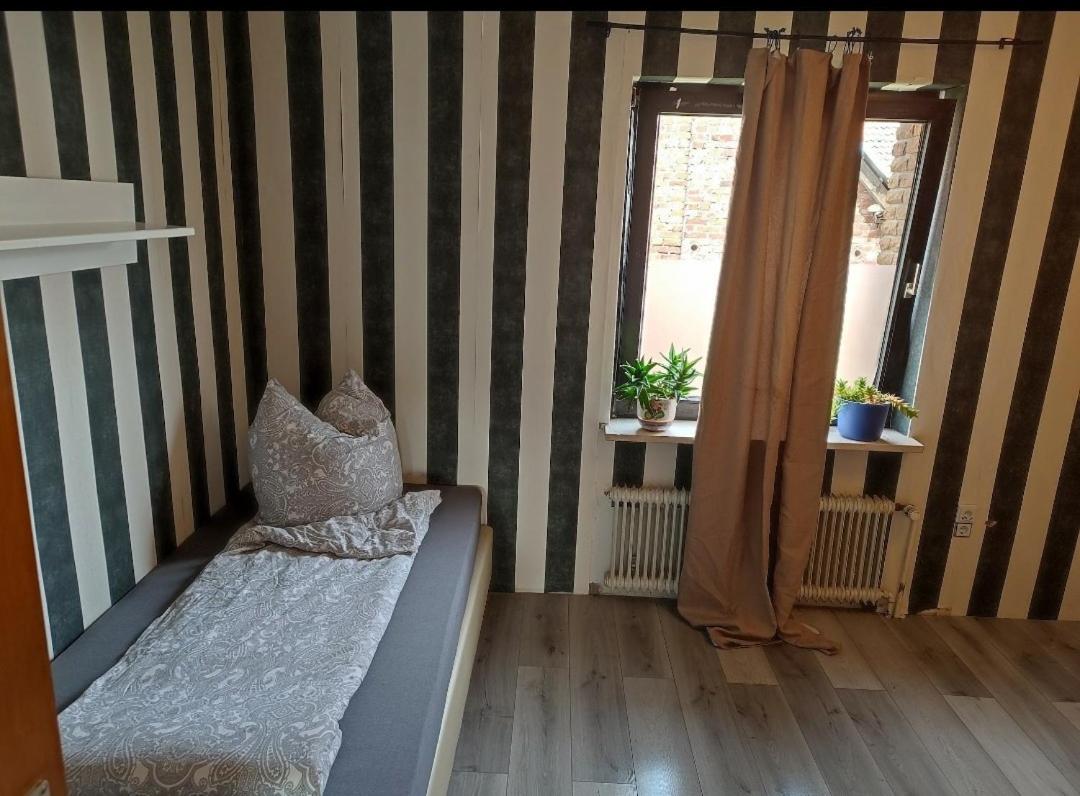 Alte Backstube mit 3 Ferienwohnungen eingerichtet für Monteure und Firmen