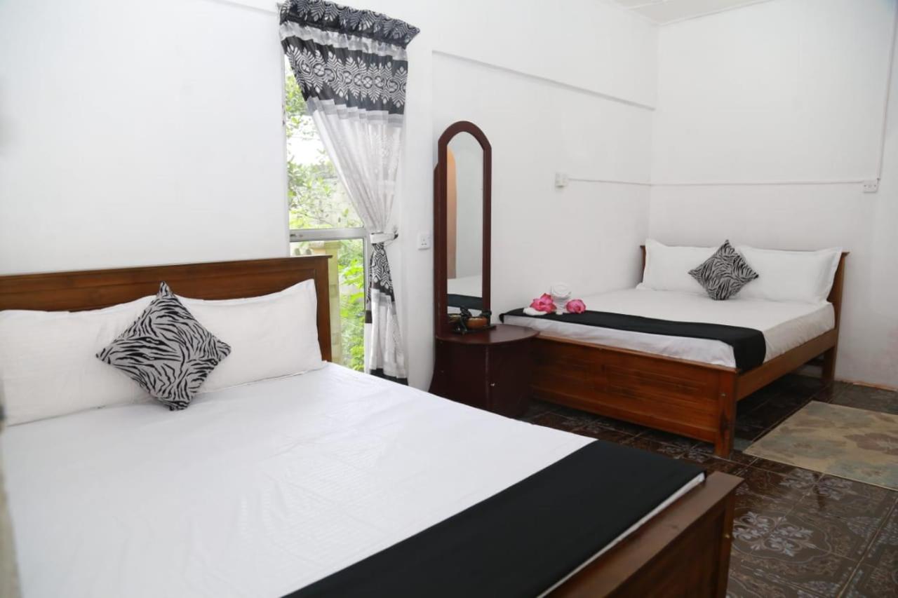 Peradeniya Green Mount Hotel