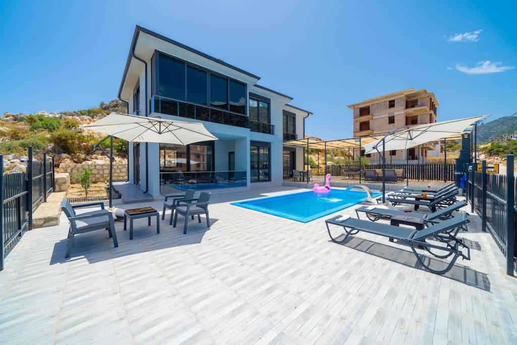 VillamSiyahÇatı