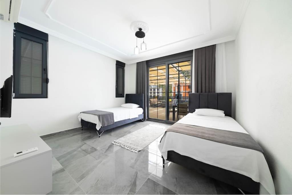 VillamSiyahÇatı