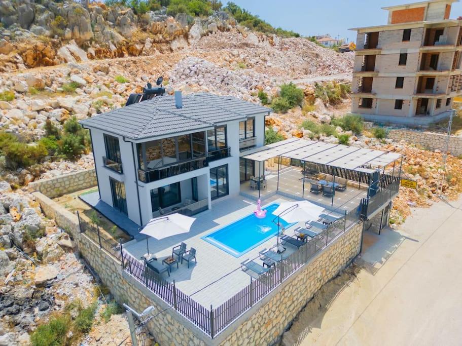 VillamSiyahÇatı