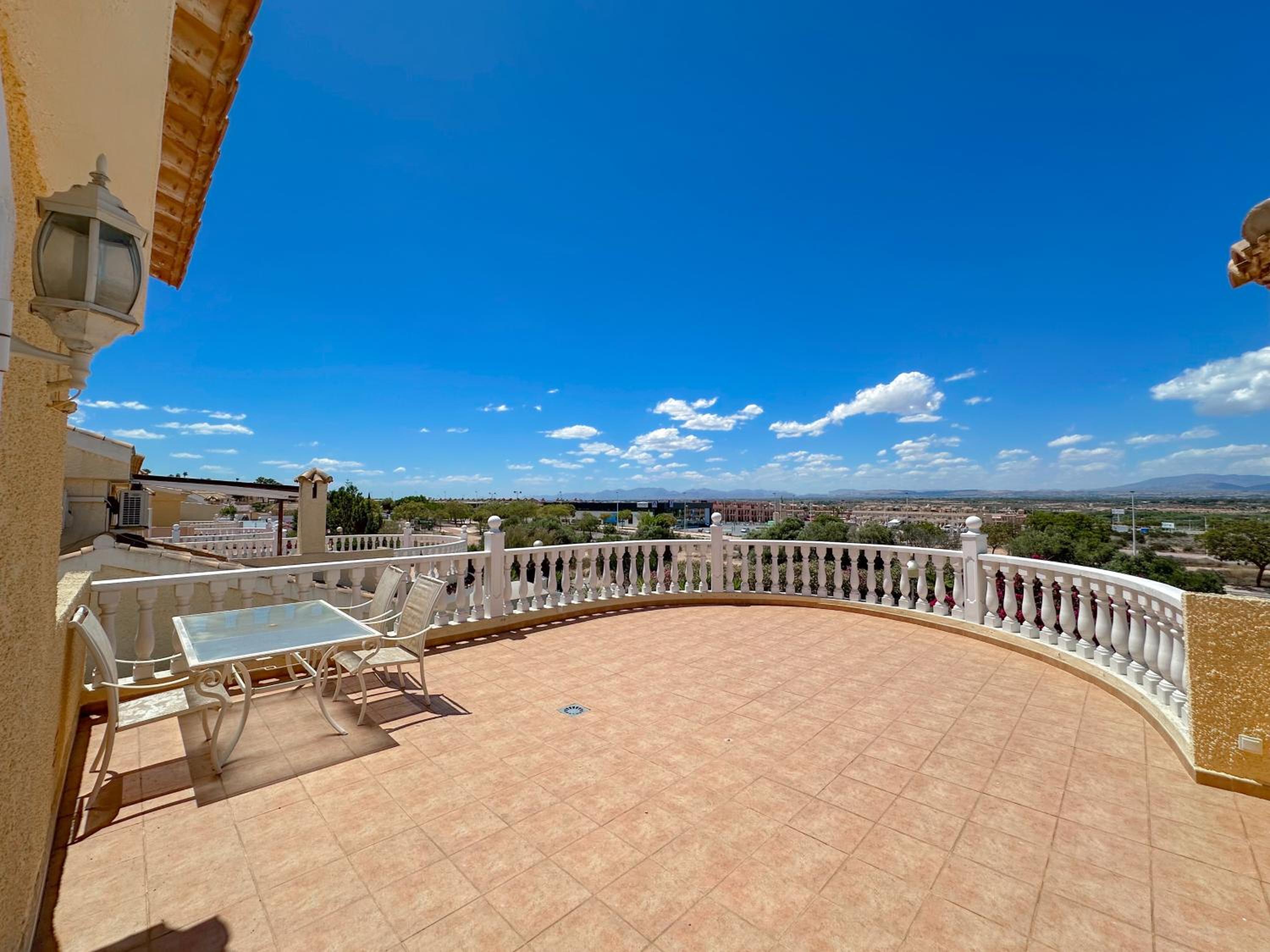 Villa con piscina privada