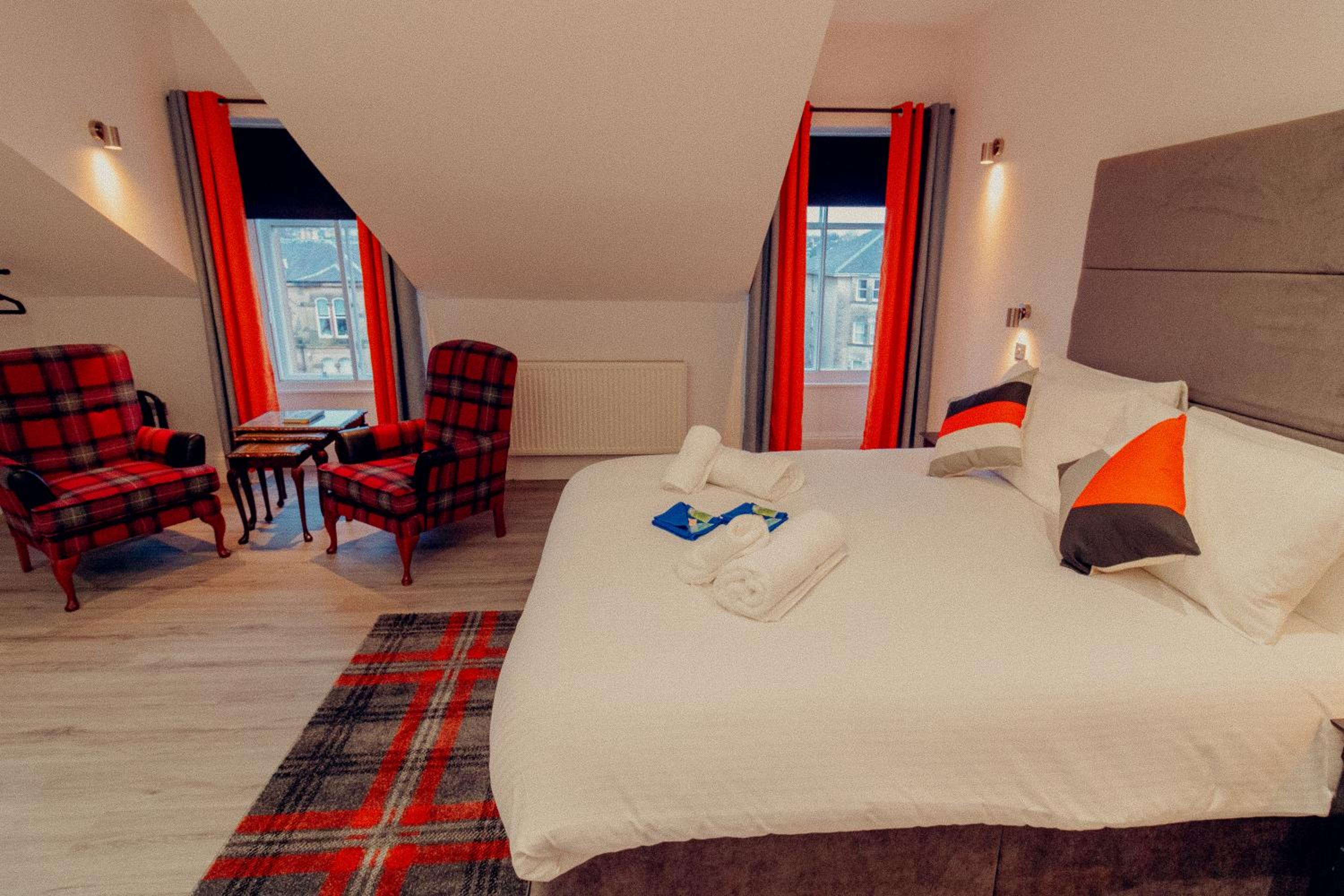 Mayfield Suites