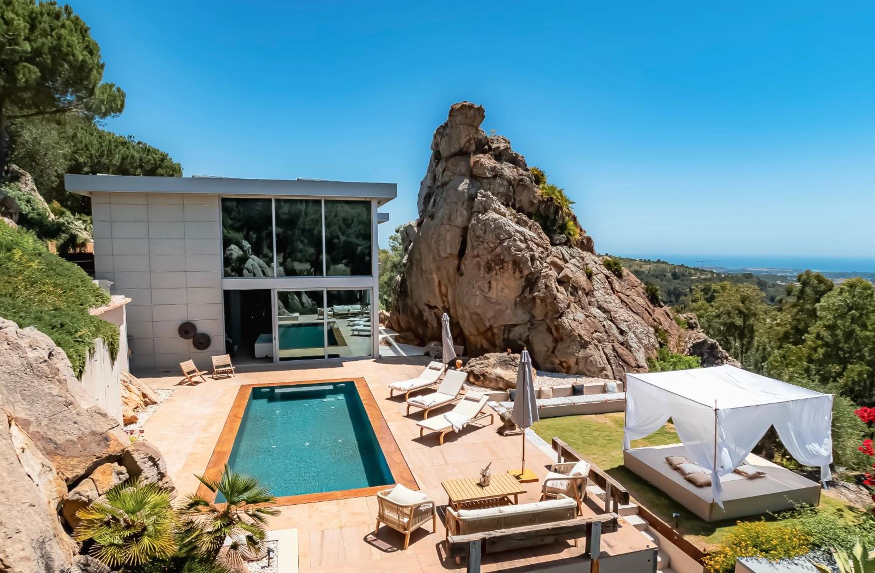 Villa Bond Sotogrande