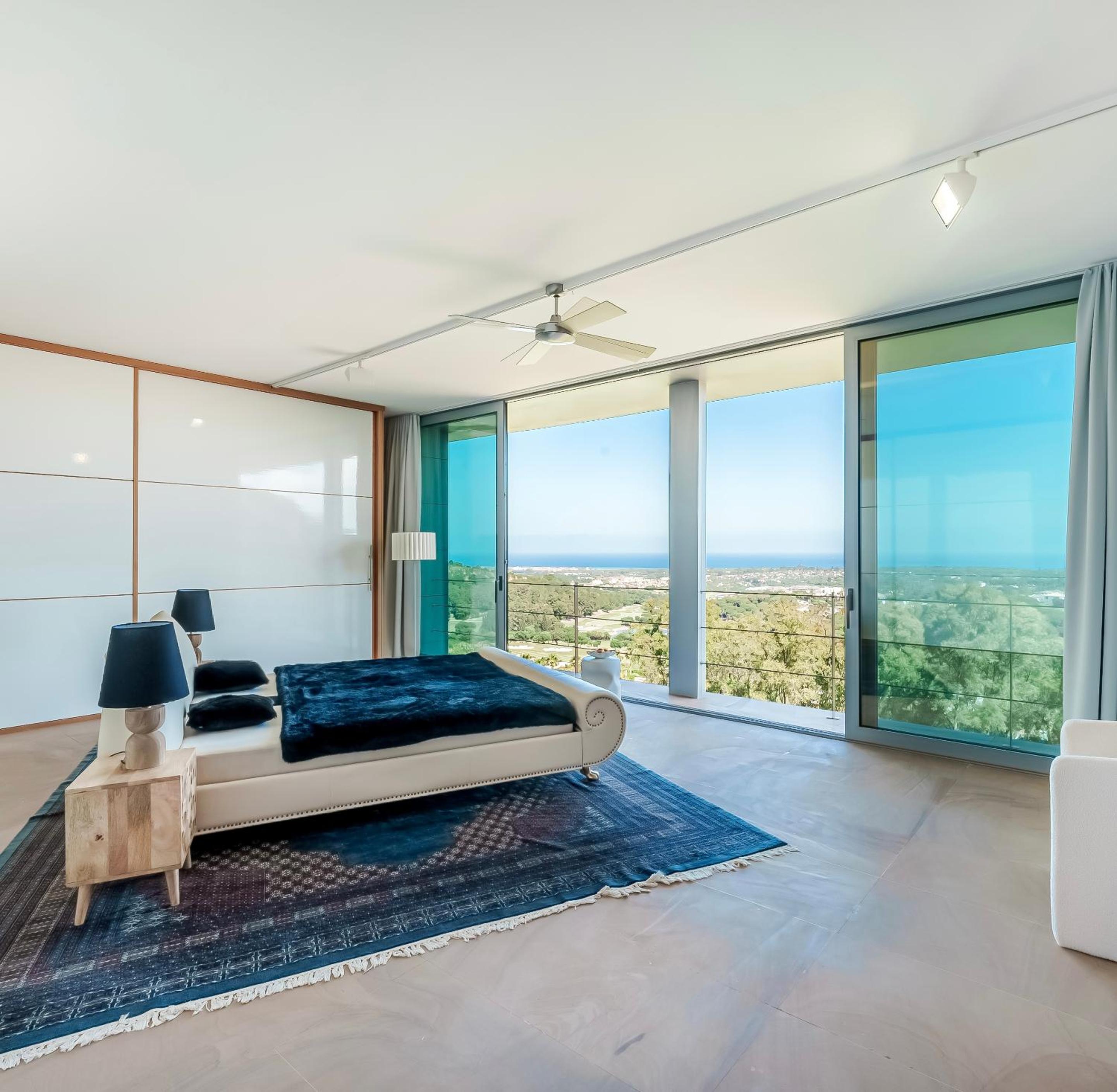 Villa Bond Sotogrande