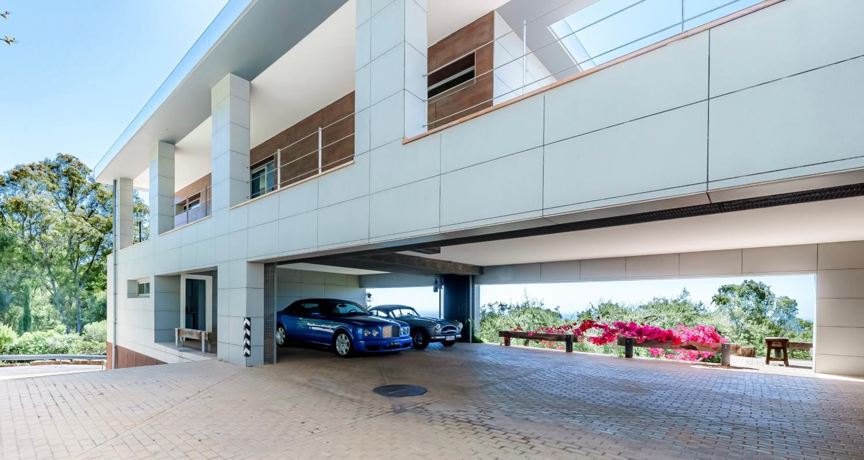 Villa Bond Sotogrande