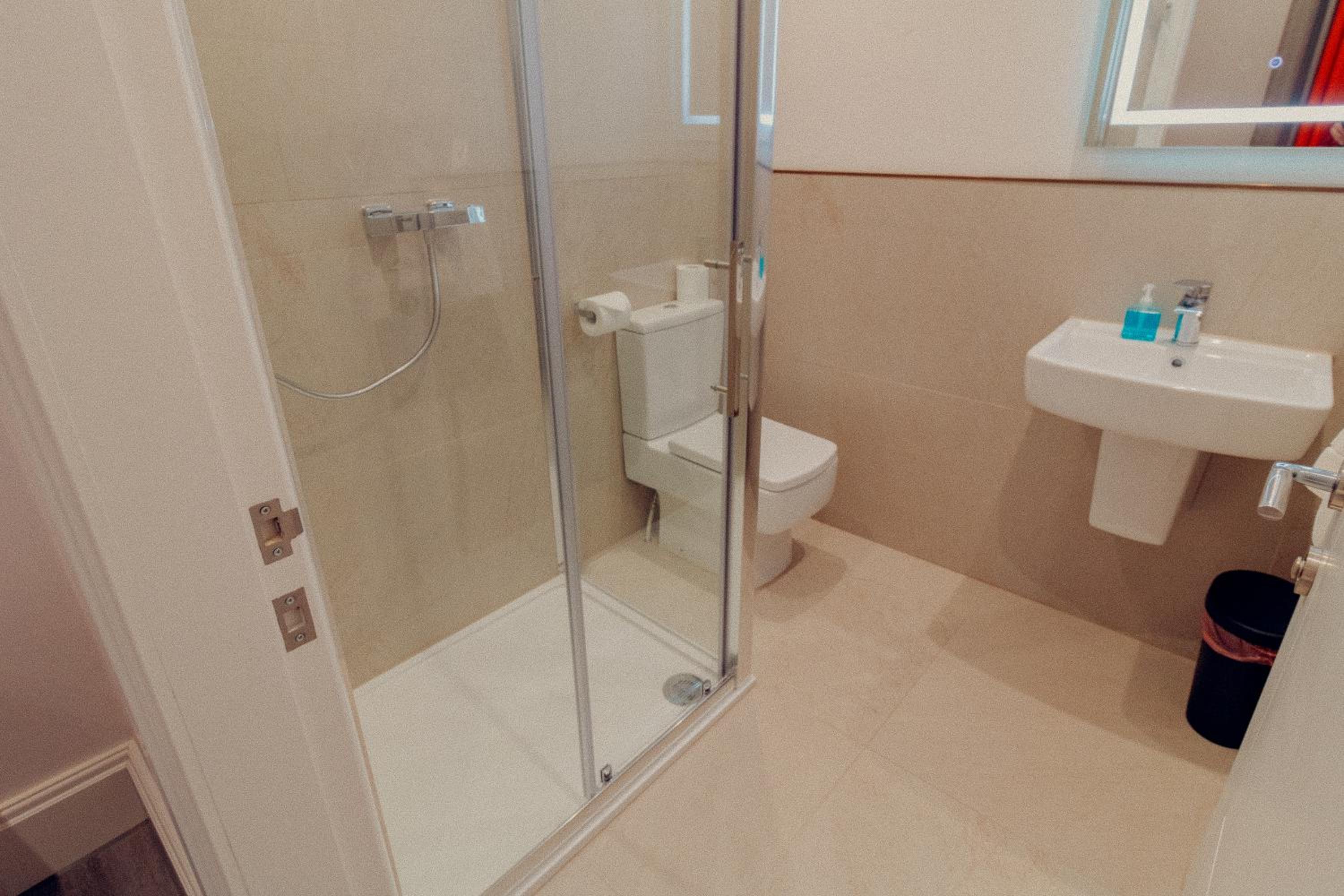 Mayfield Suites