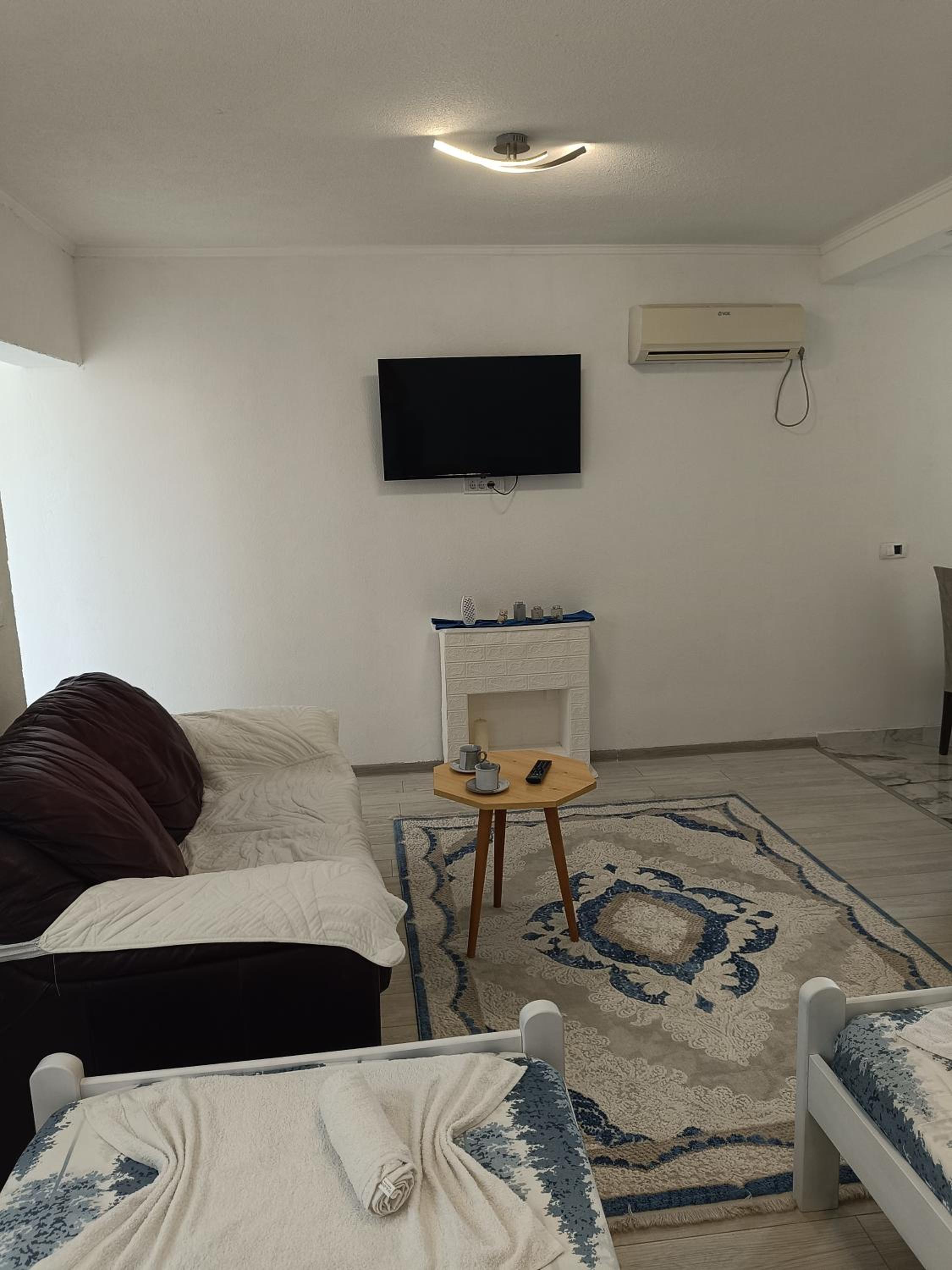 Matija Airport Apartment view 4