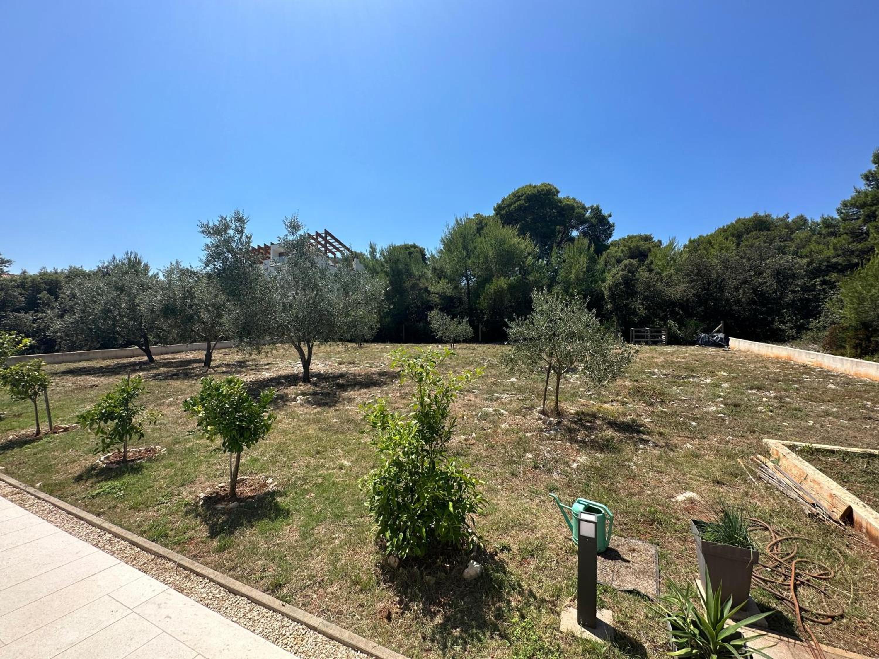 Beach House Mostir view 3
