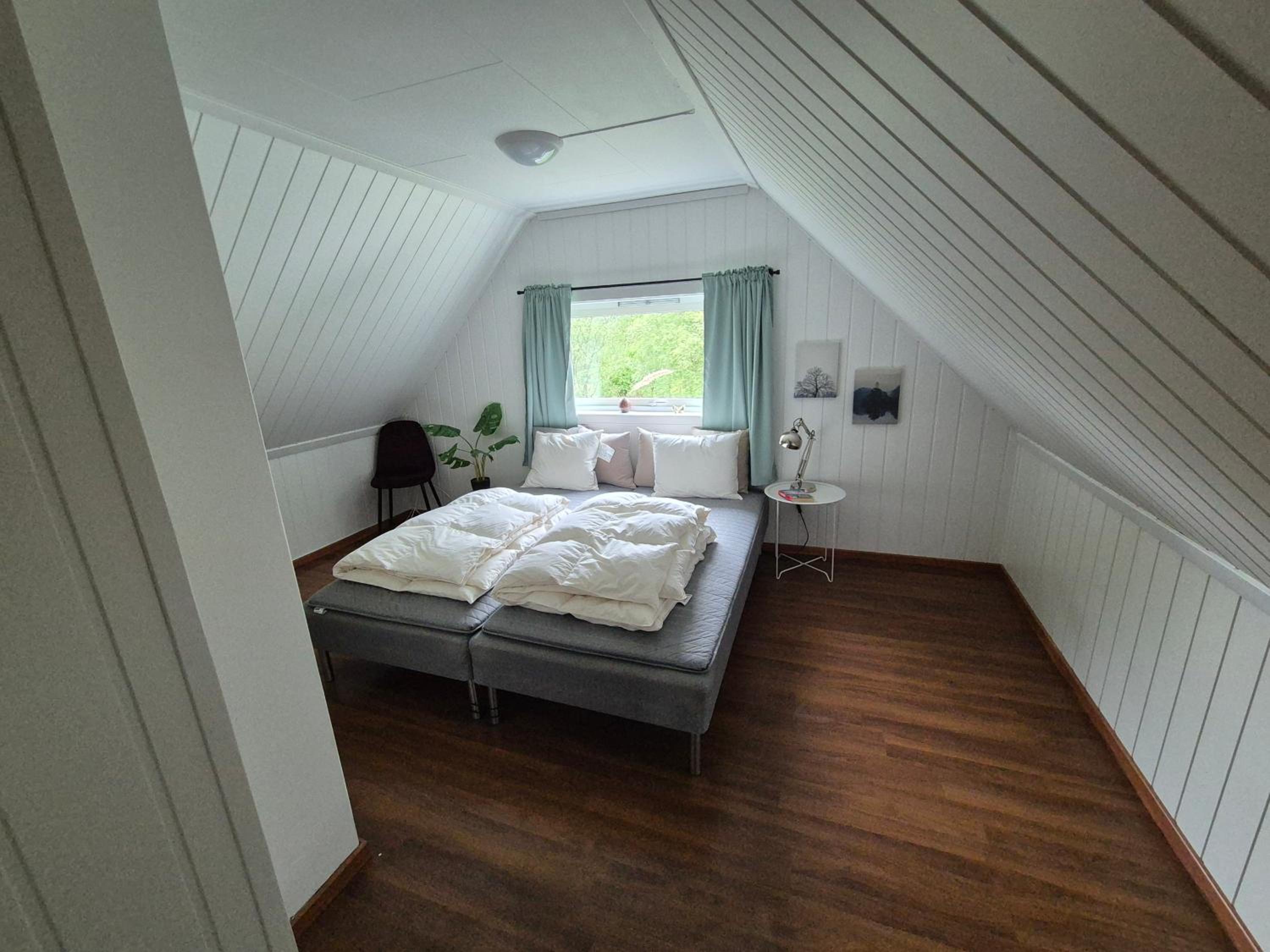 Feriehus på Leirvåg/Austrheim