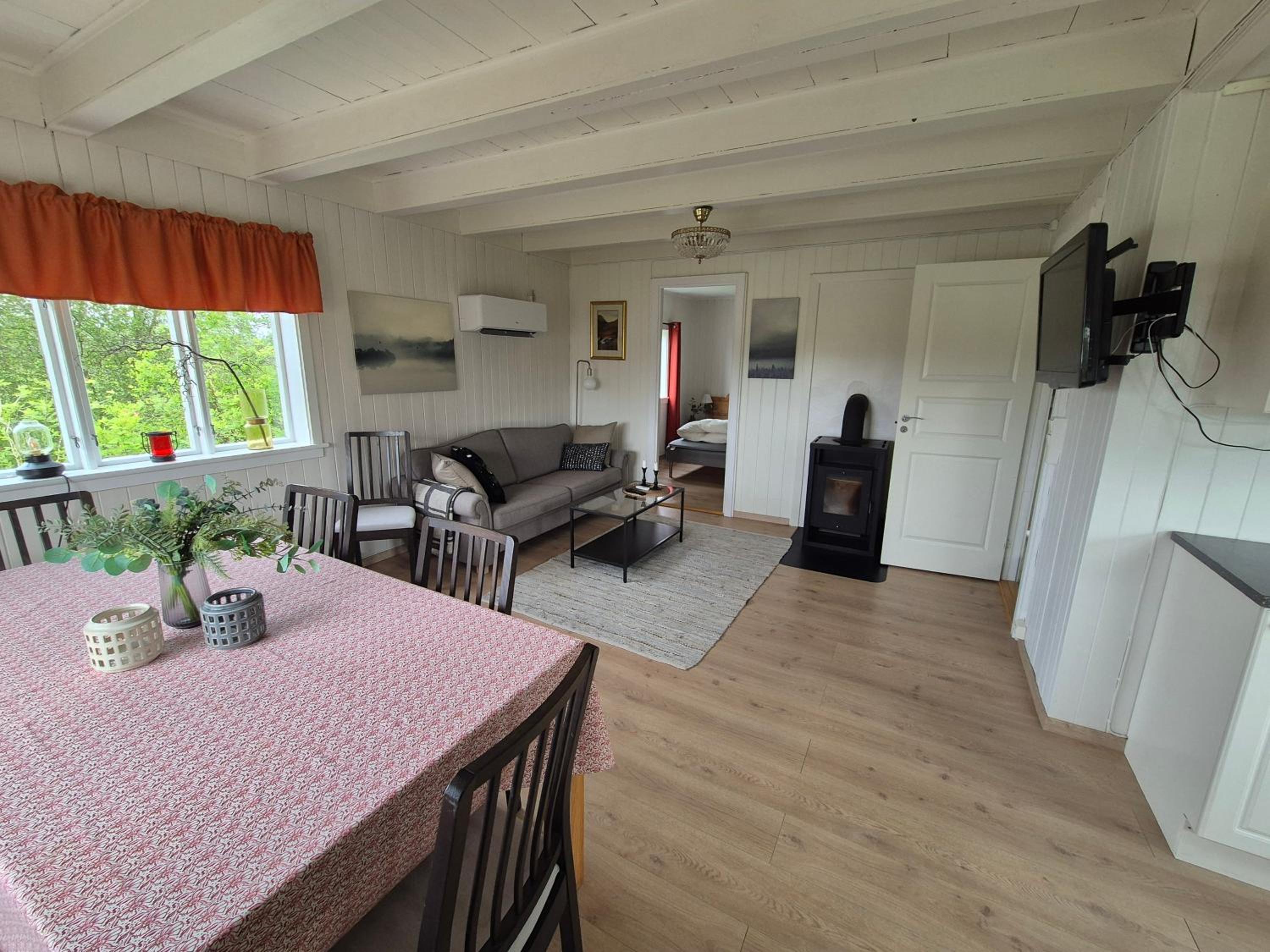 Feriehus på Leirvåg/Austrheim