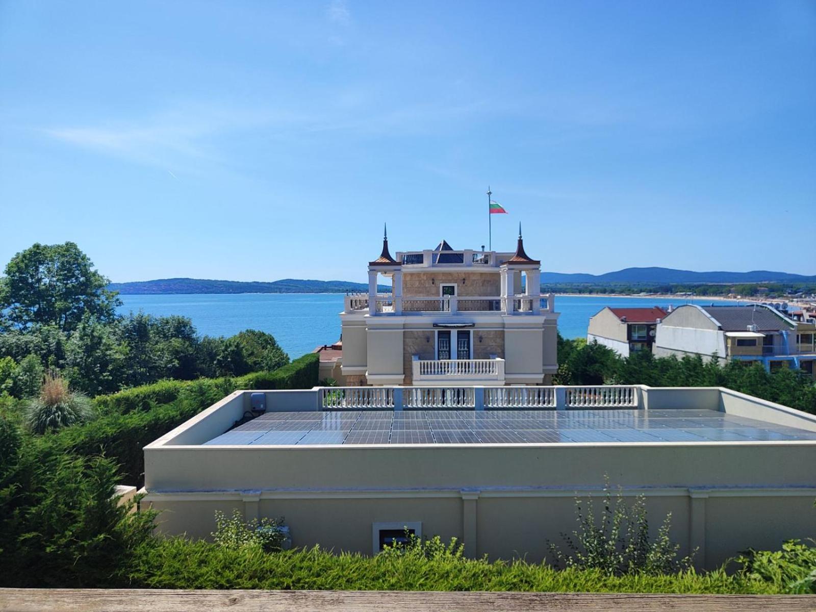 Sea View Hinode