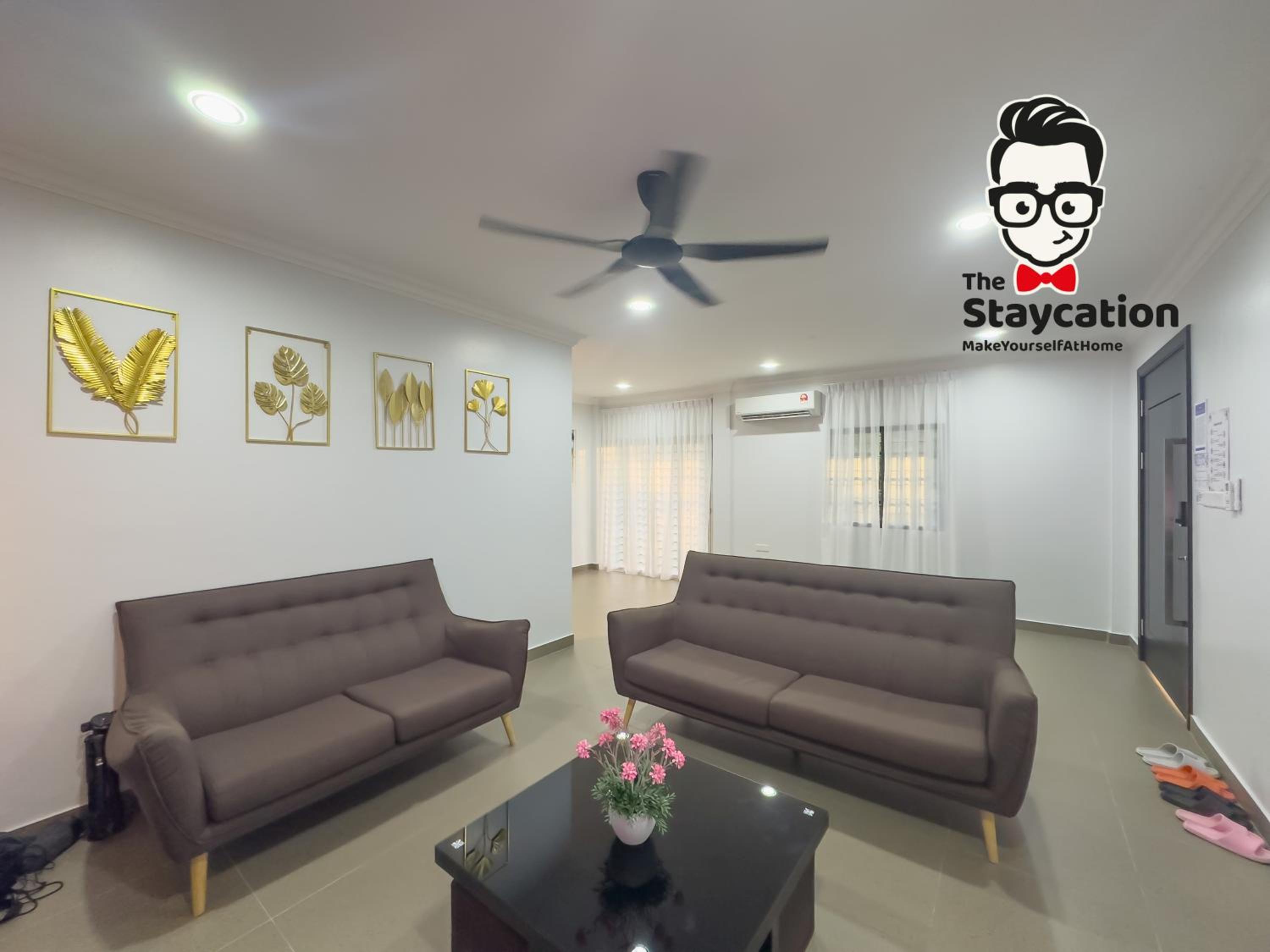 Staycation Homestay 51 Luxe Garden Homestay photo 8