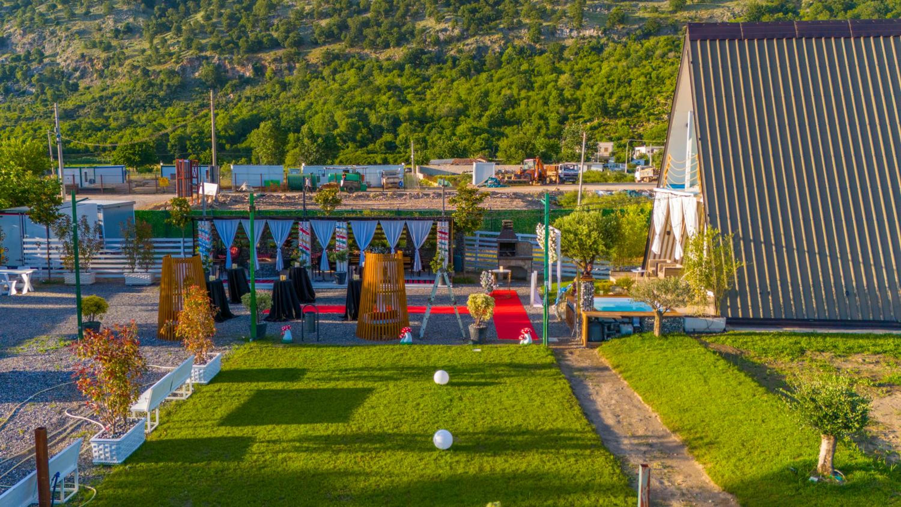 villas rrjoll