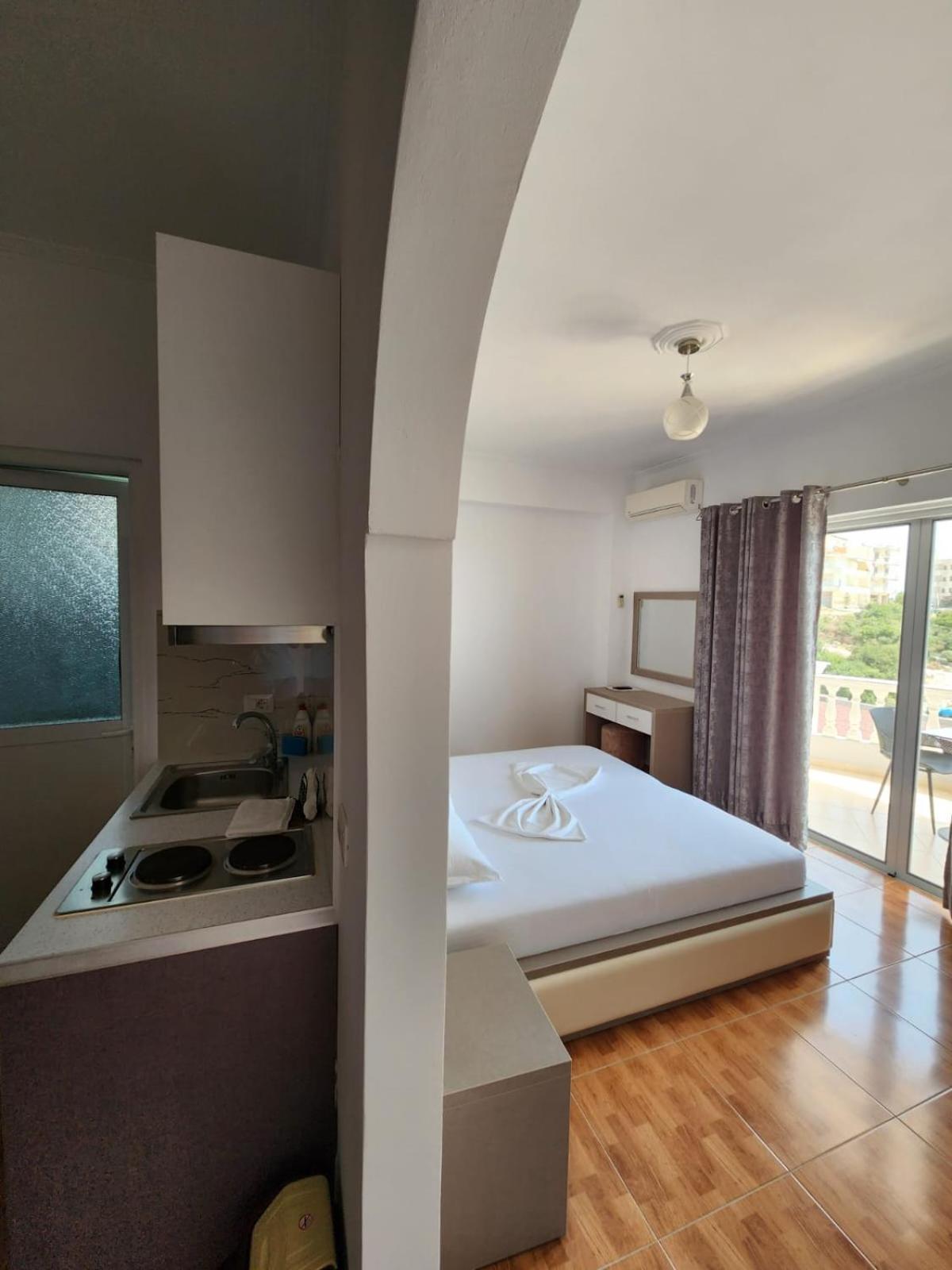 Osmani Rooms Sarande