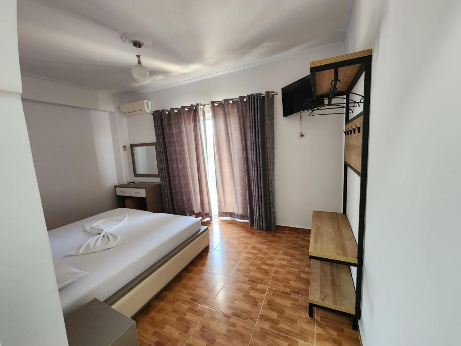 Osmani Rooms Sarande
