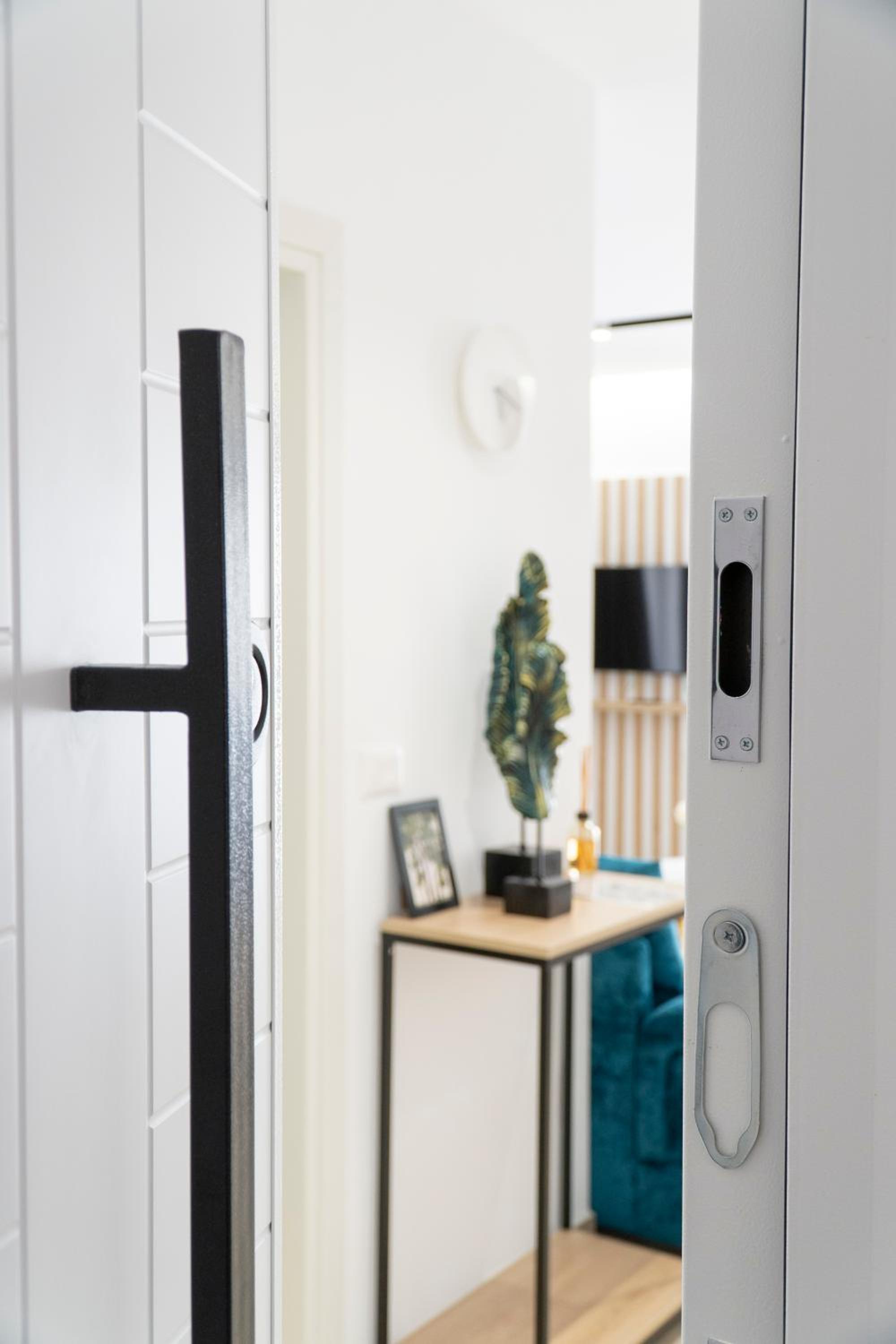 Mateo Apartments photo 3