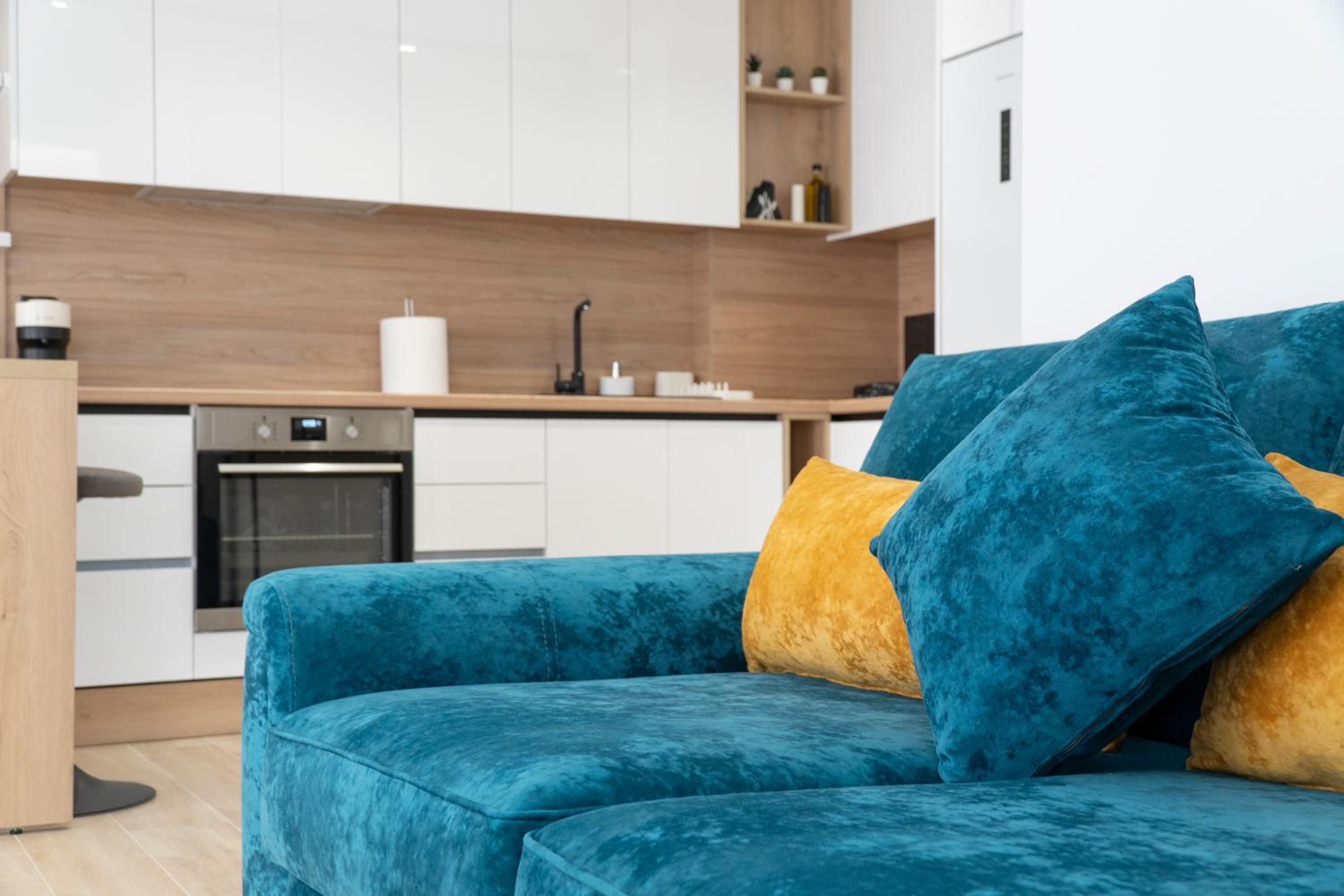 Mateo Apartments