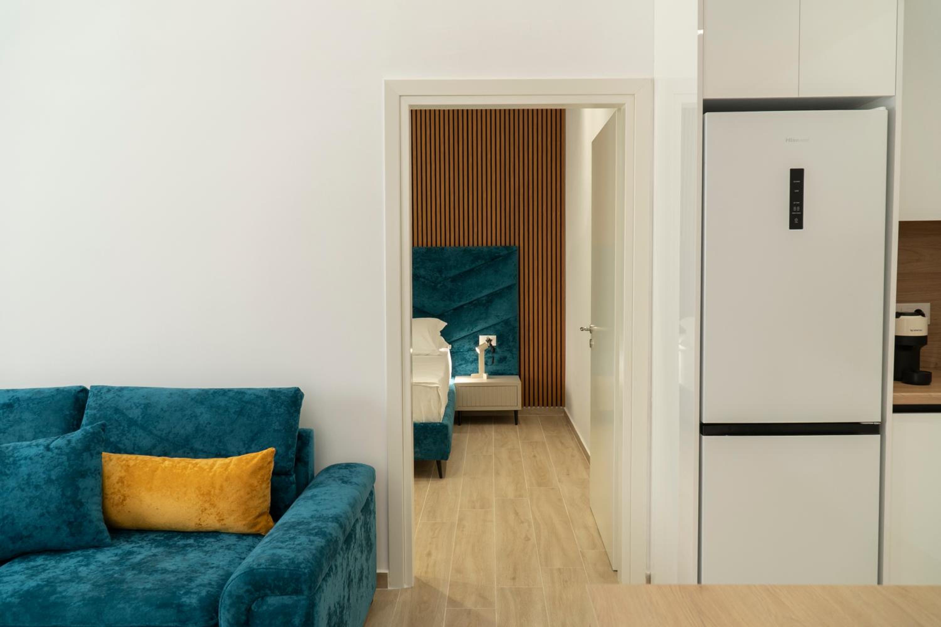 Mateo Apartments