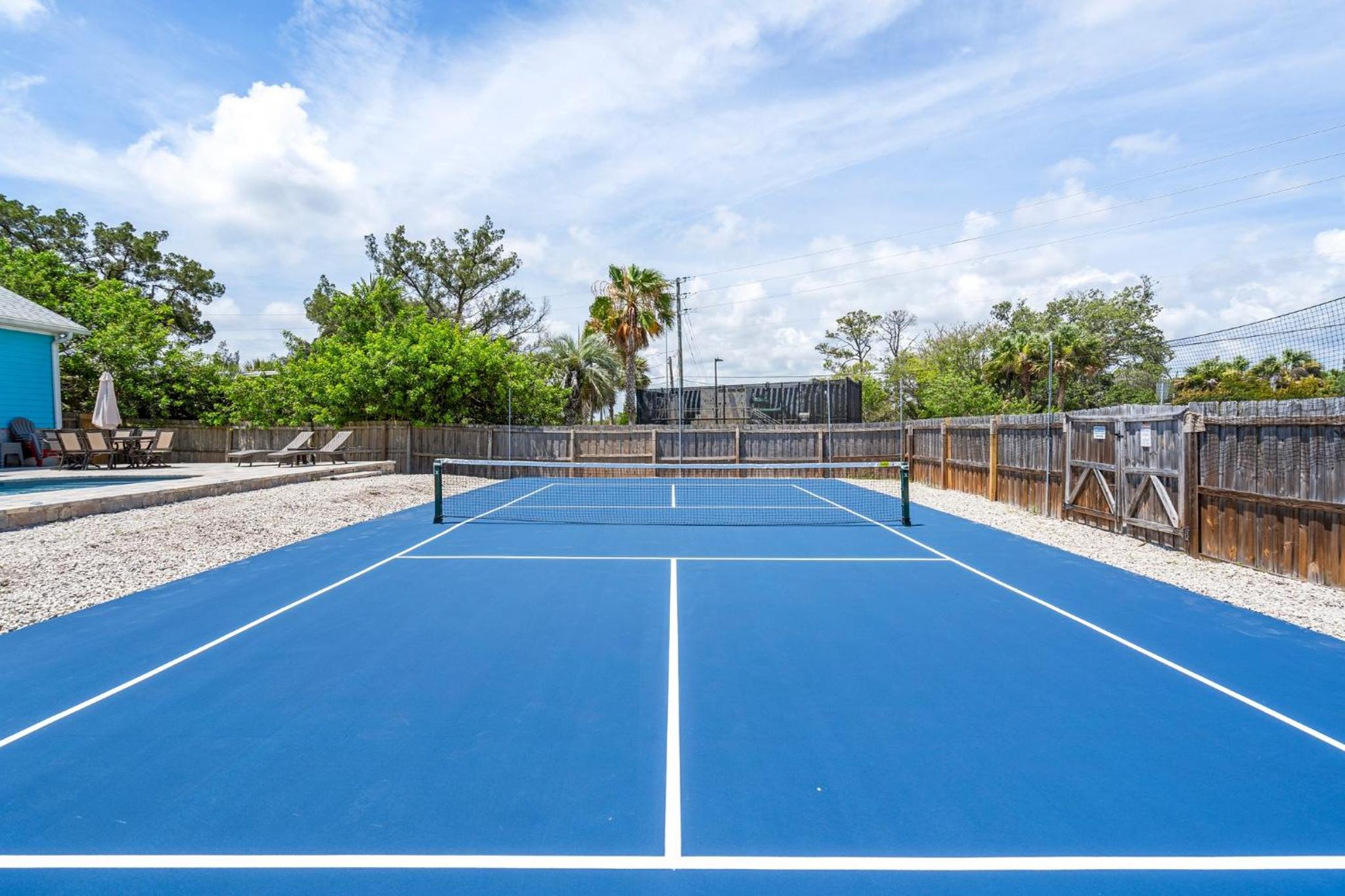 Blu Star Oasis Beach Pool Pickleball view 4