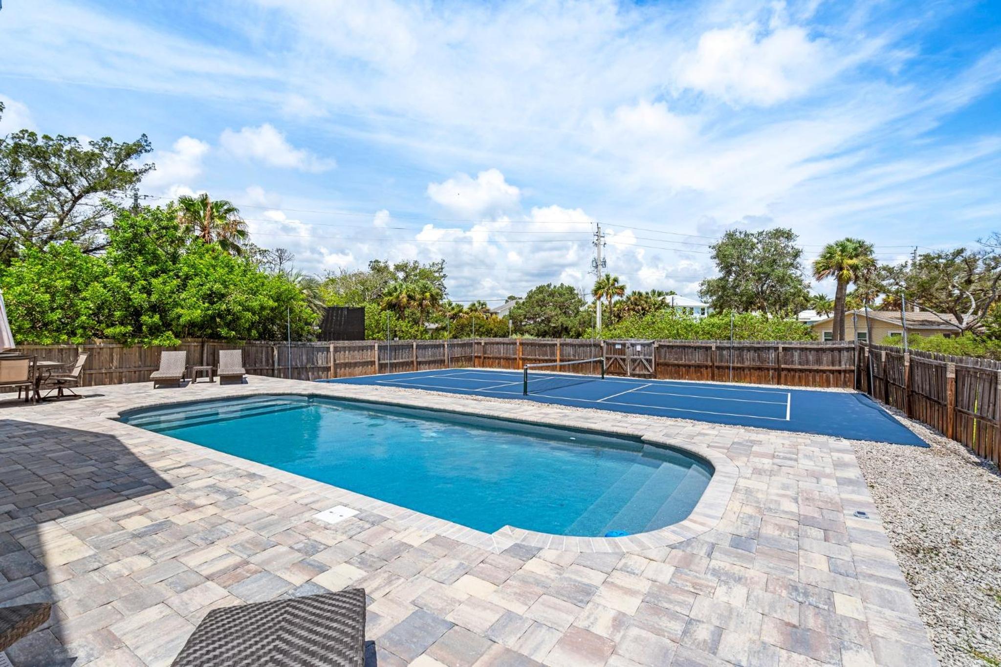 Blu Star Oasis Beach Pool Pickleball view 3