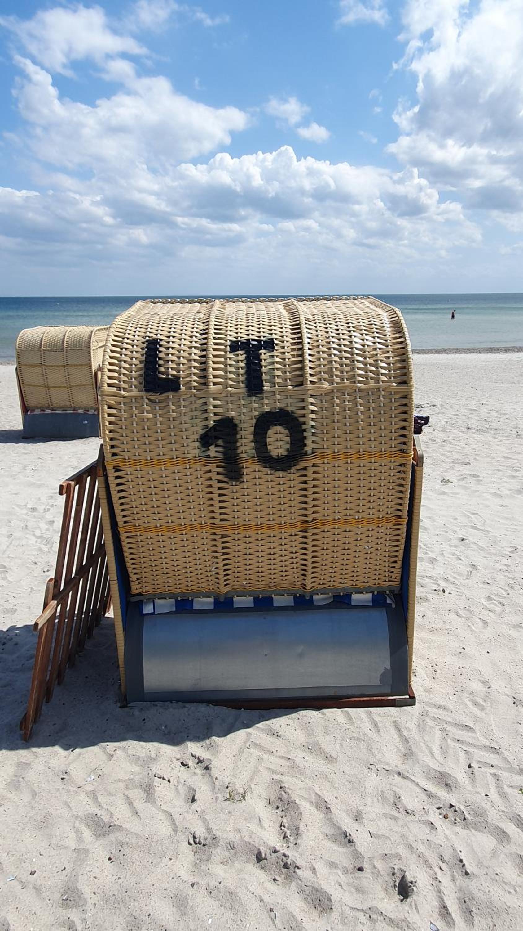 Leuchtturm 10